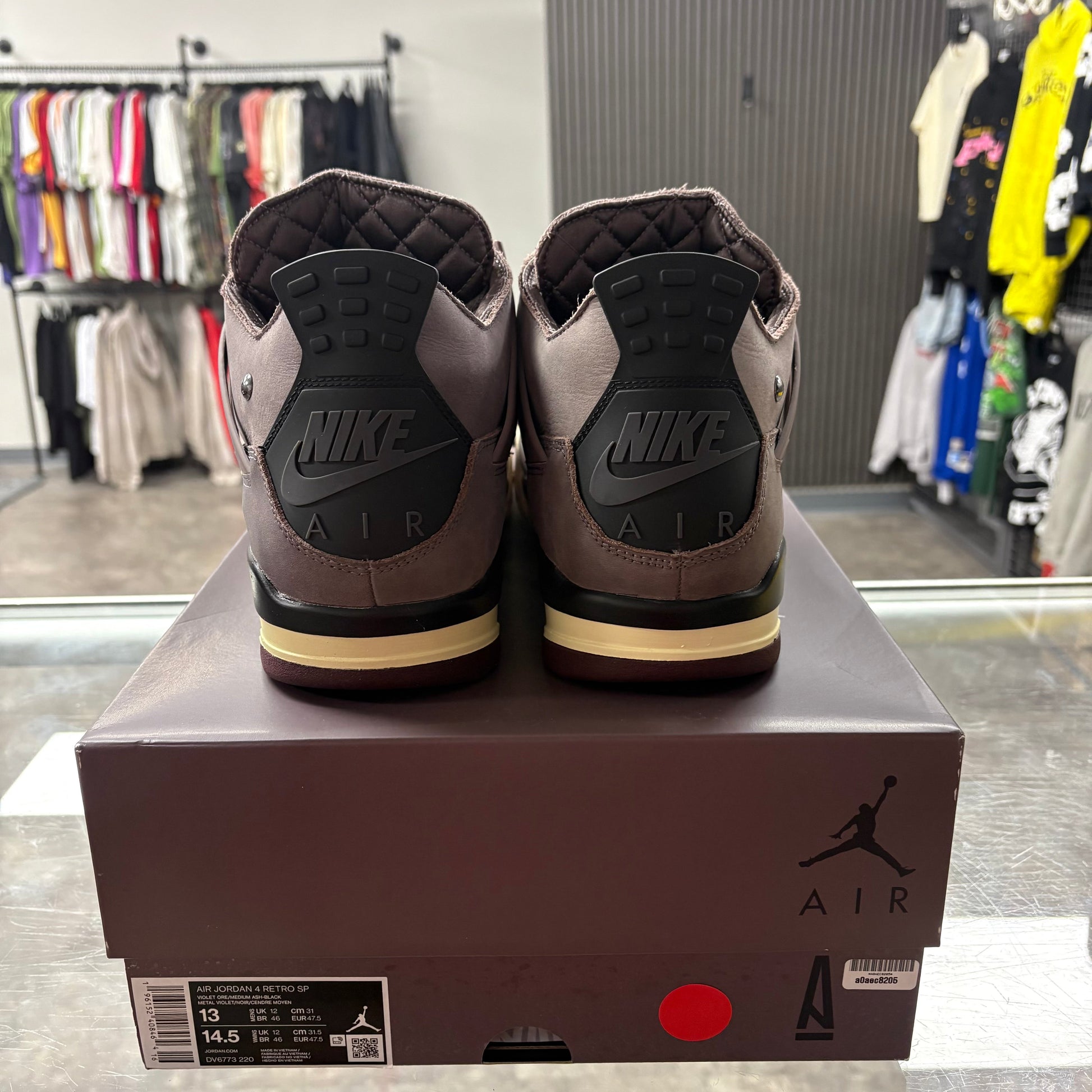 Jordan 4 Retro SP A Ma Maniére Violet Ore