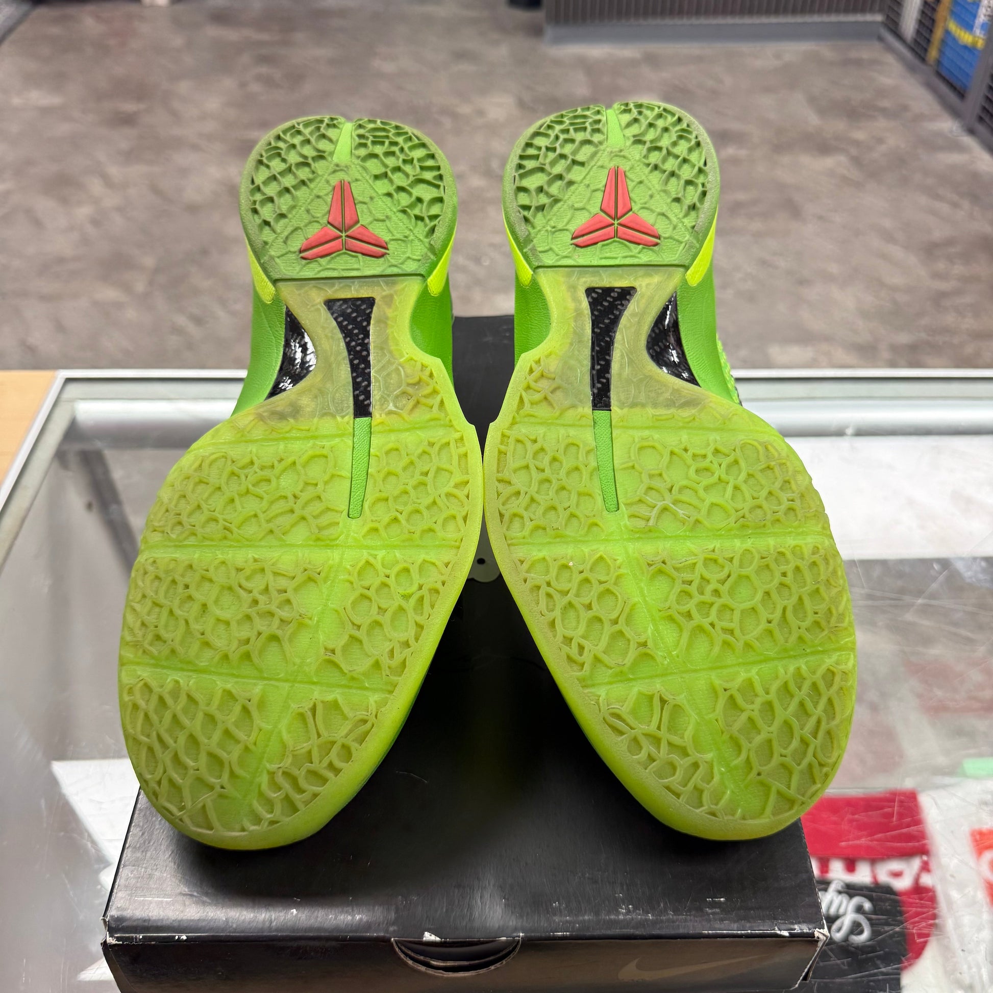 Nike Kobe 6 Protro Grinch (2020)