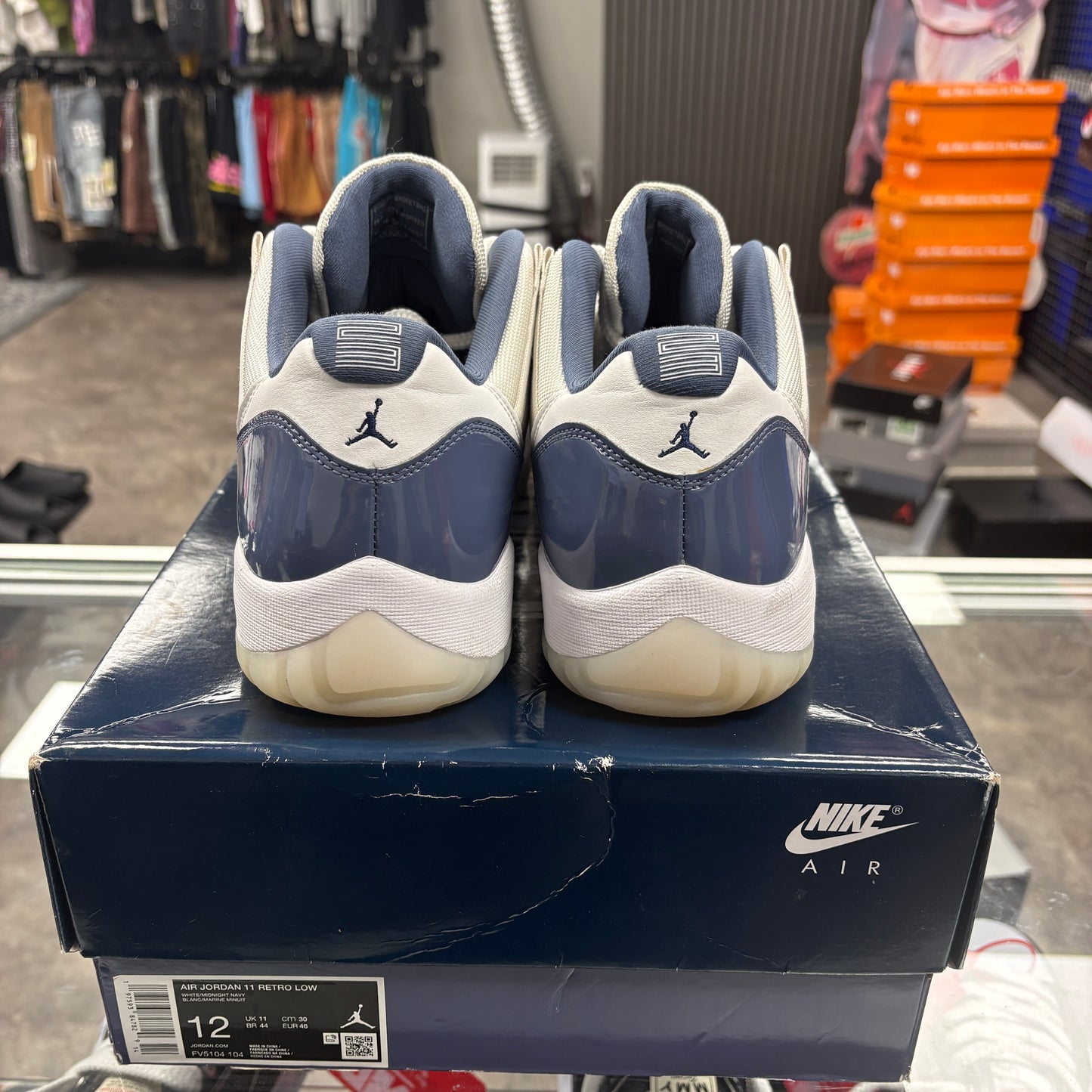 Jordan 11 Retro Low Diffused Blue