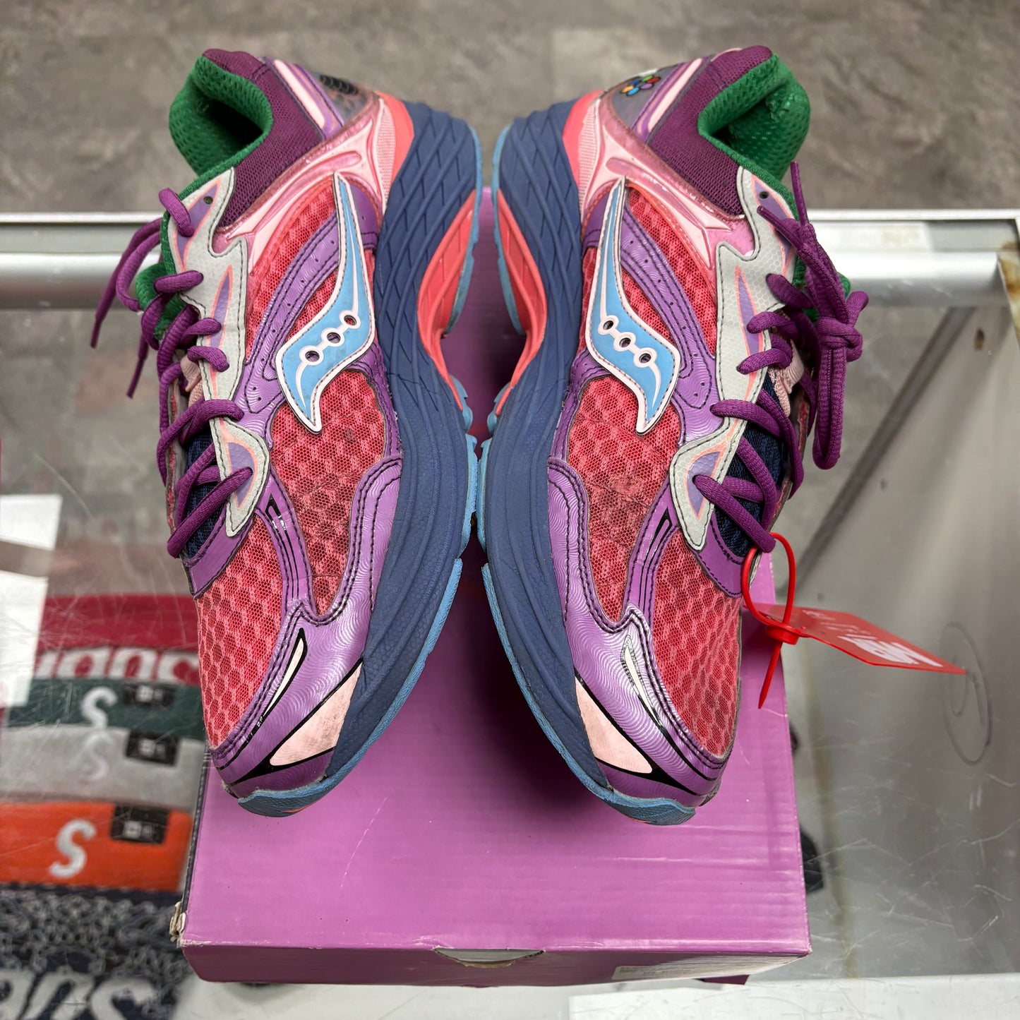 Saucony ProGrid Omni 9 Jae Tips To Do List Pink
