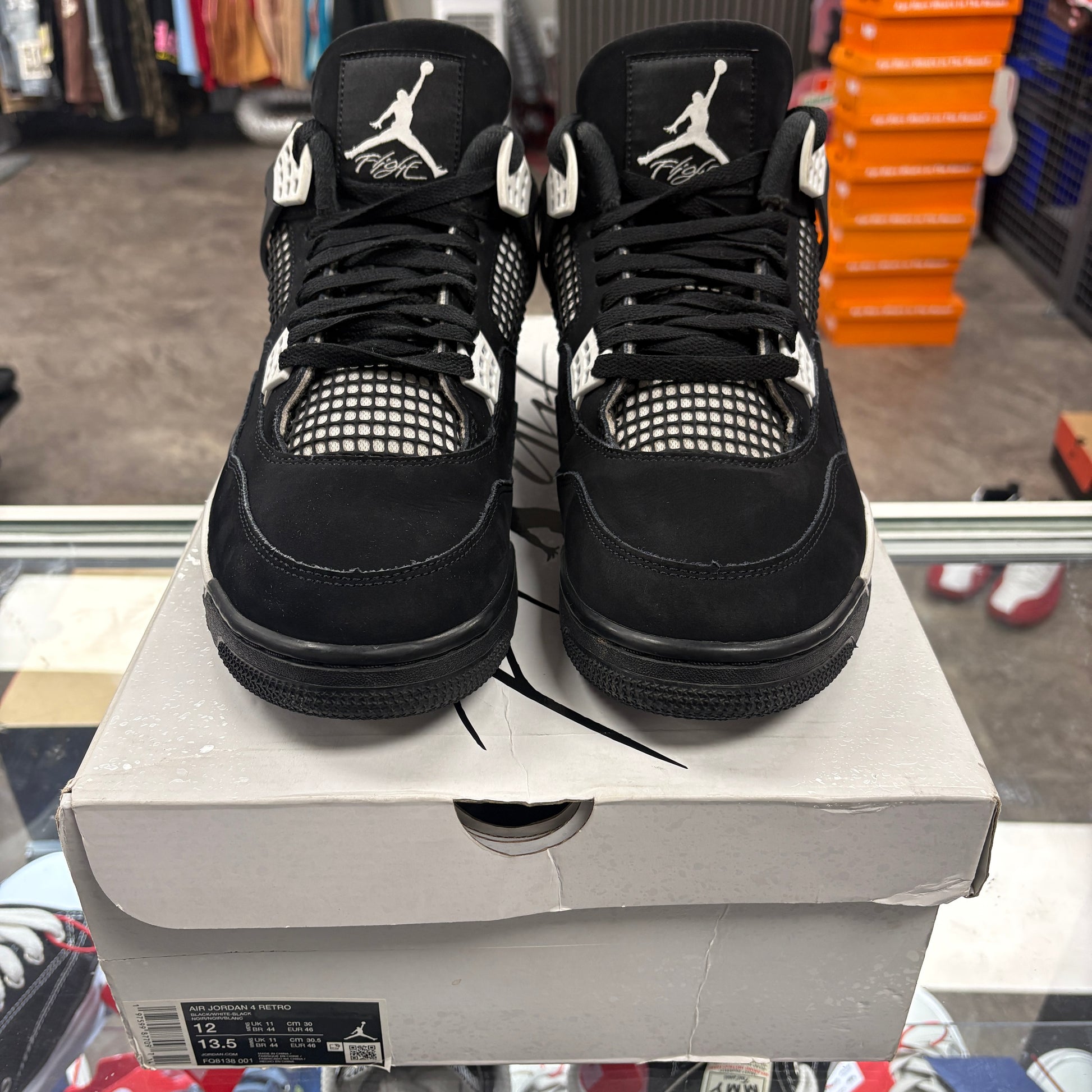 Jordan 4 Retro White Thunder