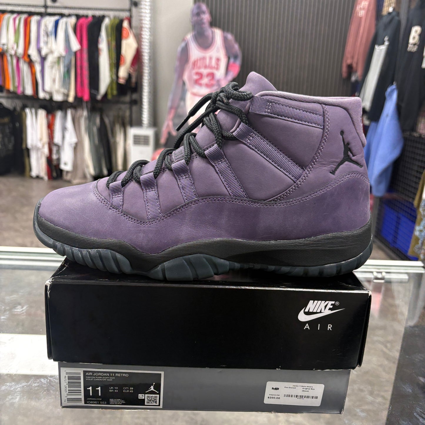 Jordan 11 Retro Mojave