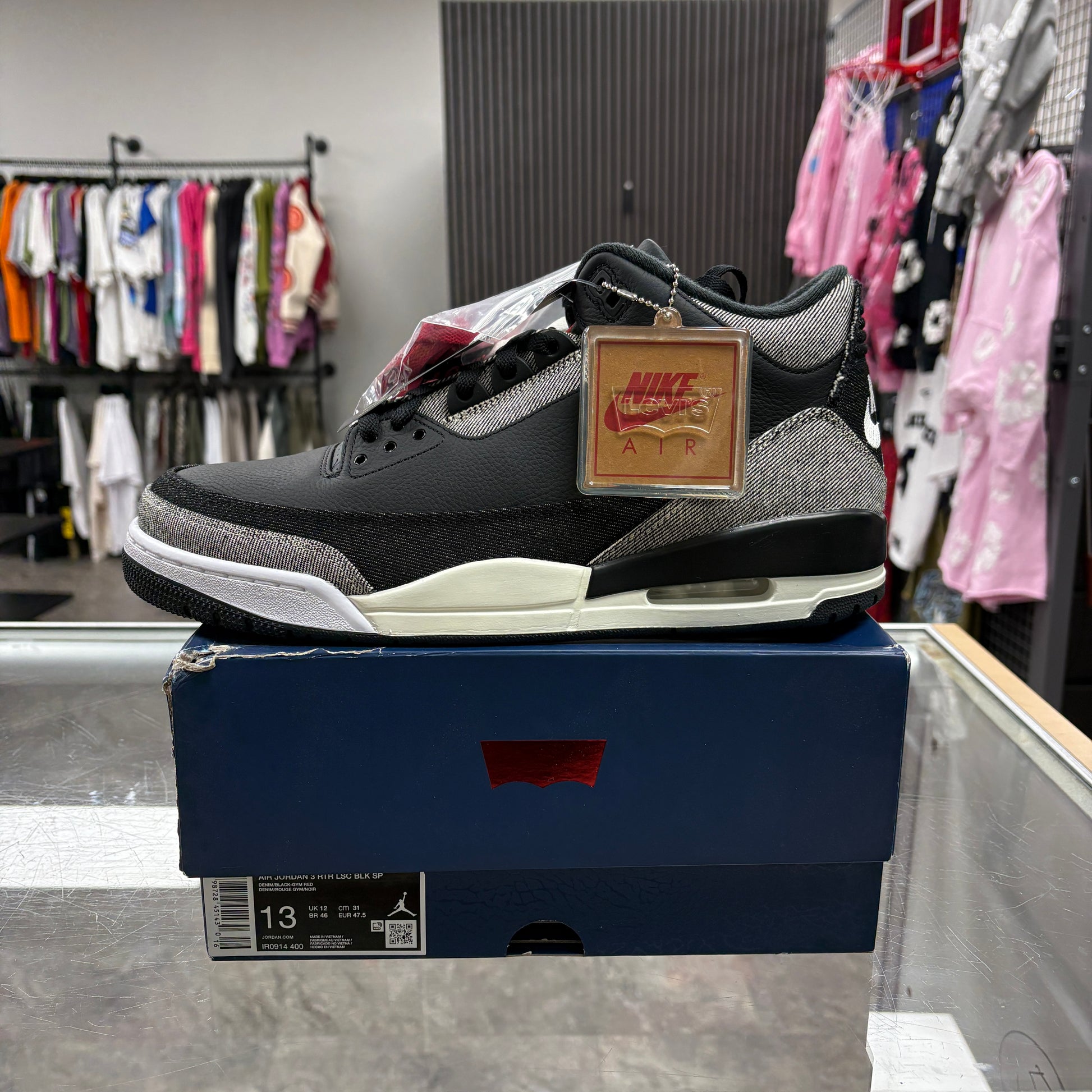 Jordan 3 Retro Levi’s Black