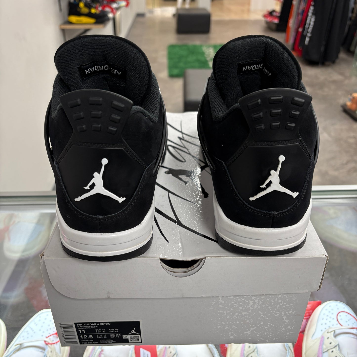 Jordan 4 Retro White Thunder