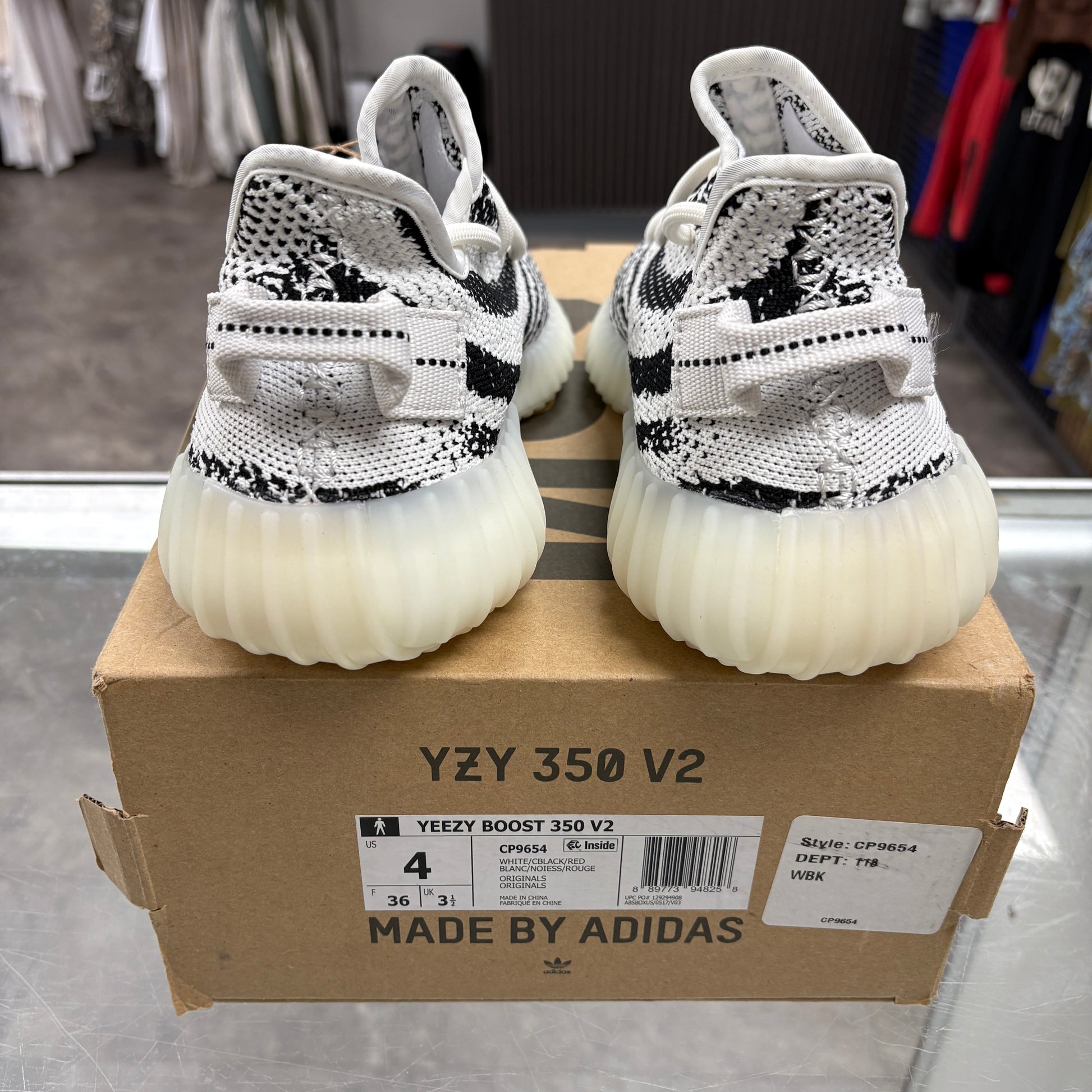 adidas Yeezy Boost 350 V2 Zebra