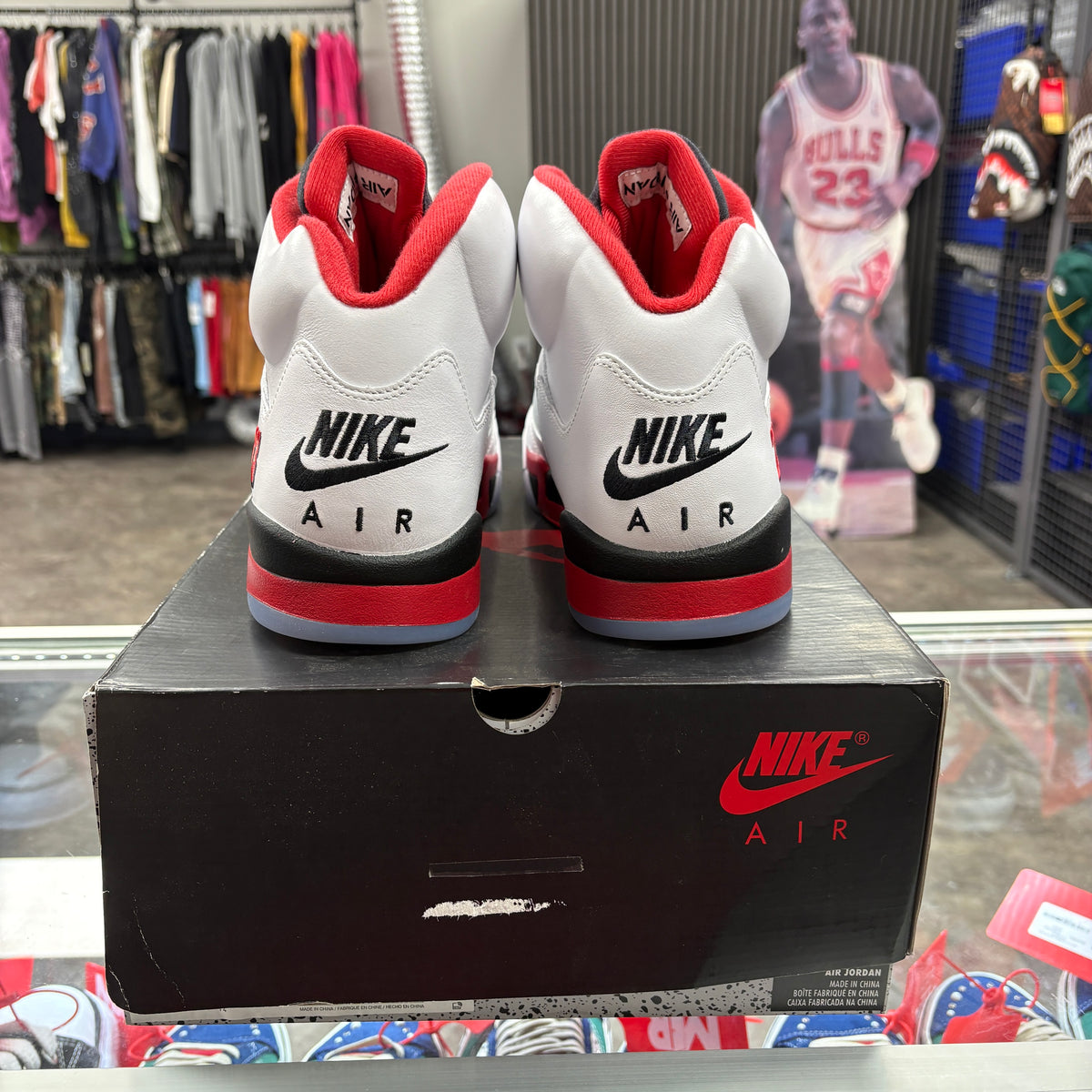 Jordan 5 Retro Fire Red Black Tongue (2025)