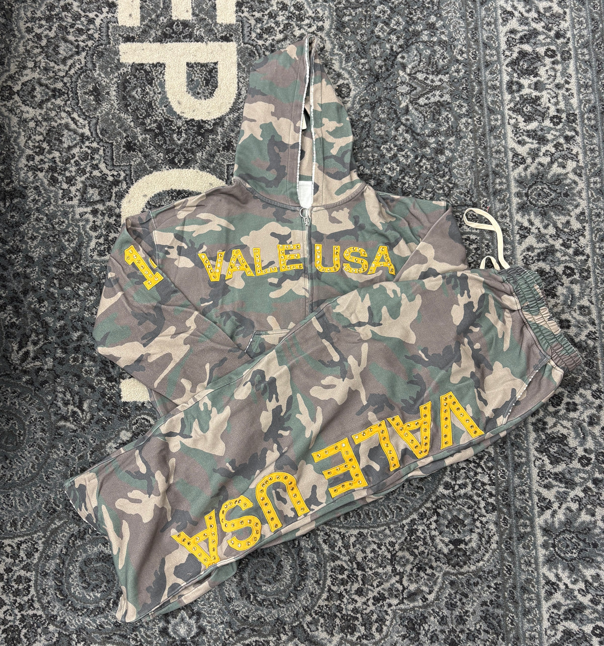 Vale Camo Zip Up