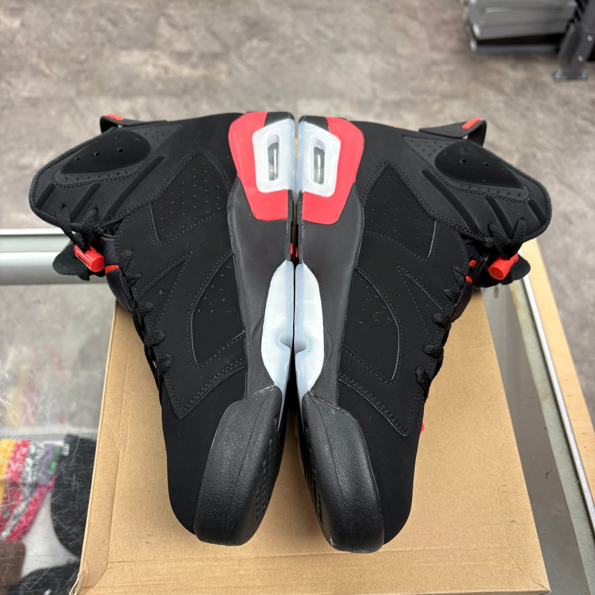 Jordan 6 Retro Infrared Salesman