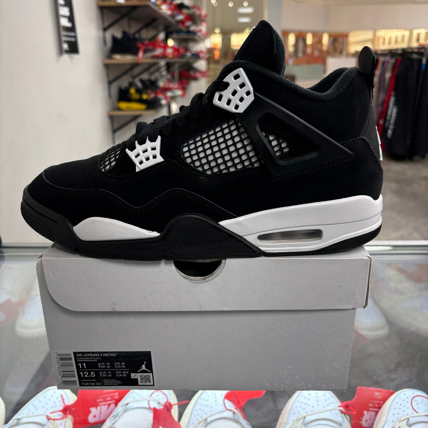 Jordan 4 Retro White Thunder
