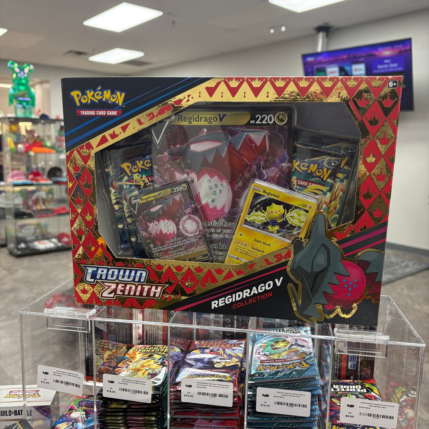 Pokémon TCG Sword & Shield Crown Zenith Regidrago V Collection Box
