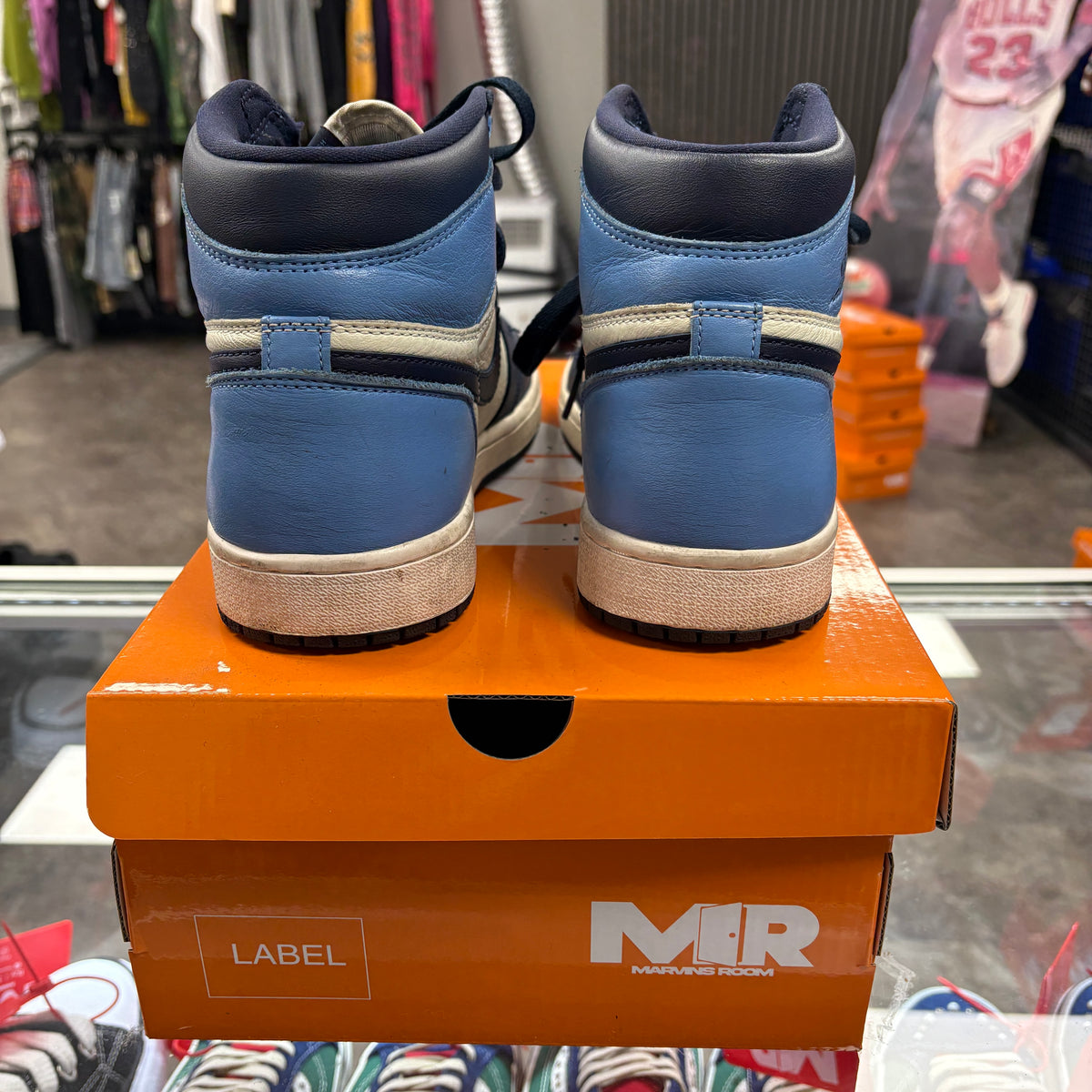 Jordan 1 Retro High Obsidian