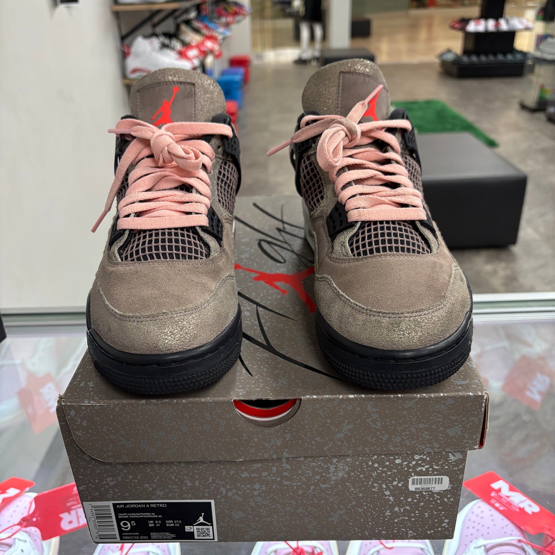 Jordan 4 Retro Taupe Haze