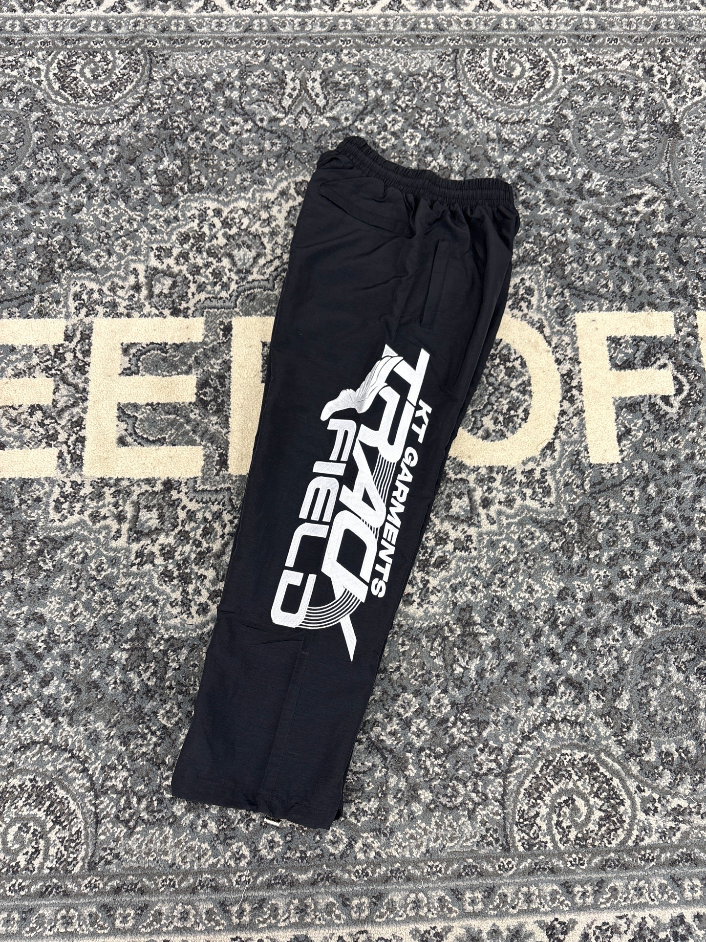 Kash Talk Nylon Sweatpants (Black)