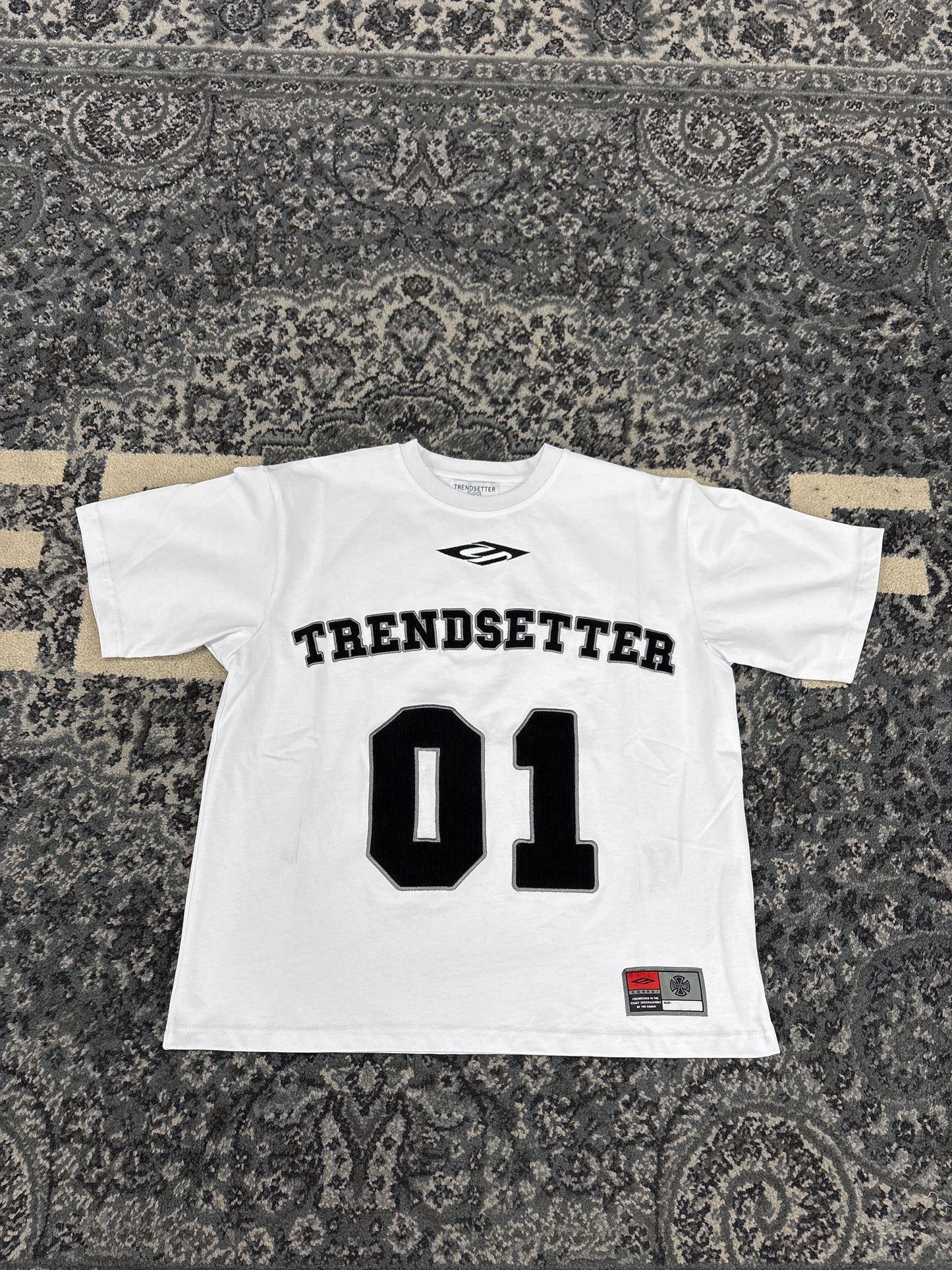 Trendsetter Studio Jersey (White)