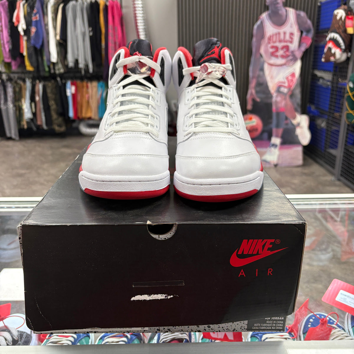 Jordan 5 Retro Fire Red Black Tongue (2025)