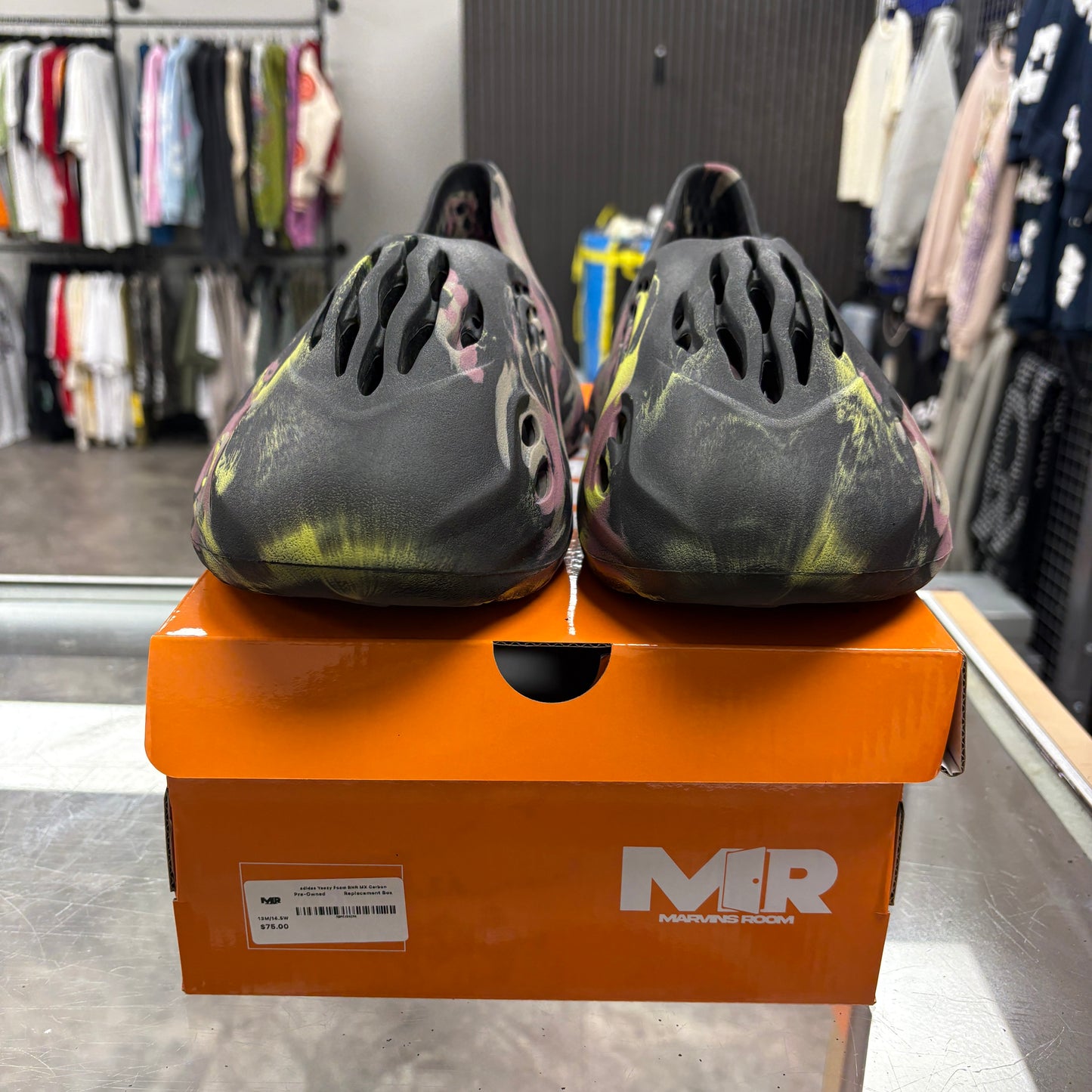 adidas Yeezy Foam RNR MX Carbon