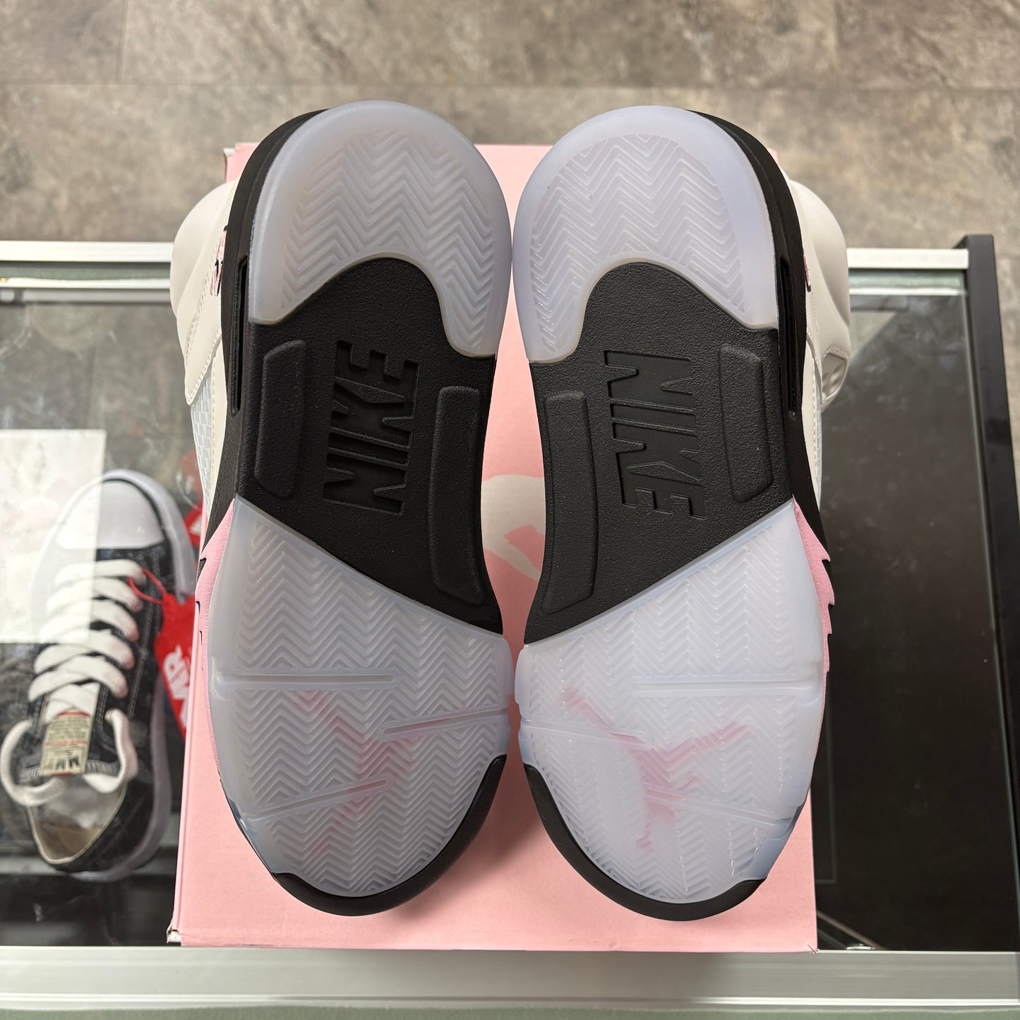 Jordan 5 Retro Medium Soft Pink