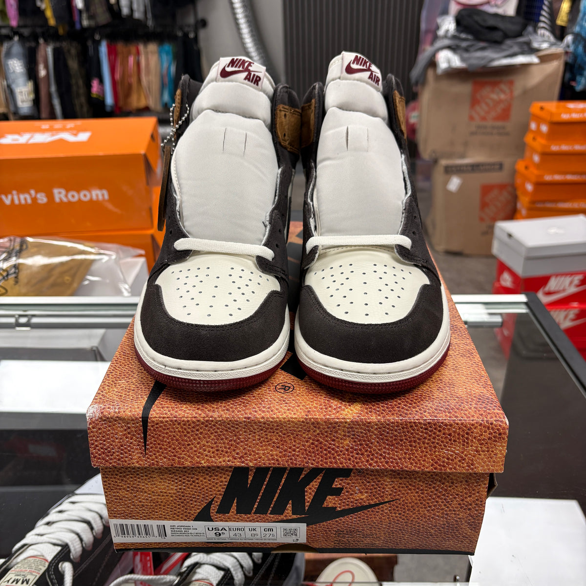 Jordan 1 Retro High OG Love Letter