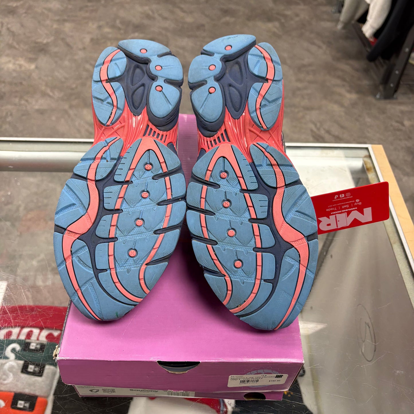 Saucony ProGrid Omni 9 Jae Tips To Do List Pink