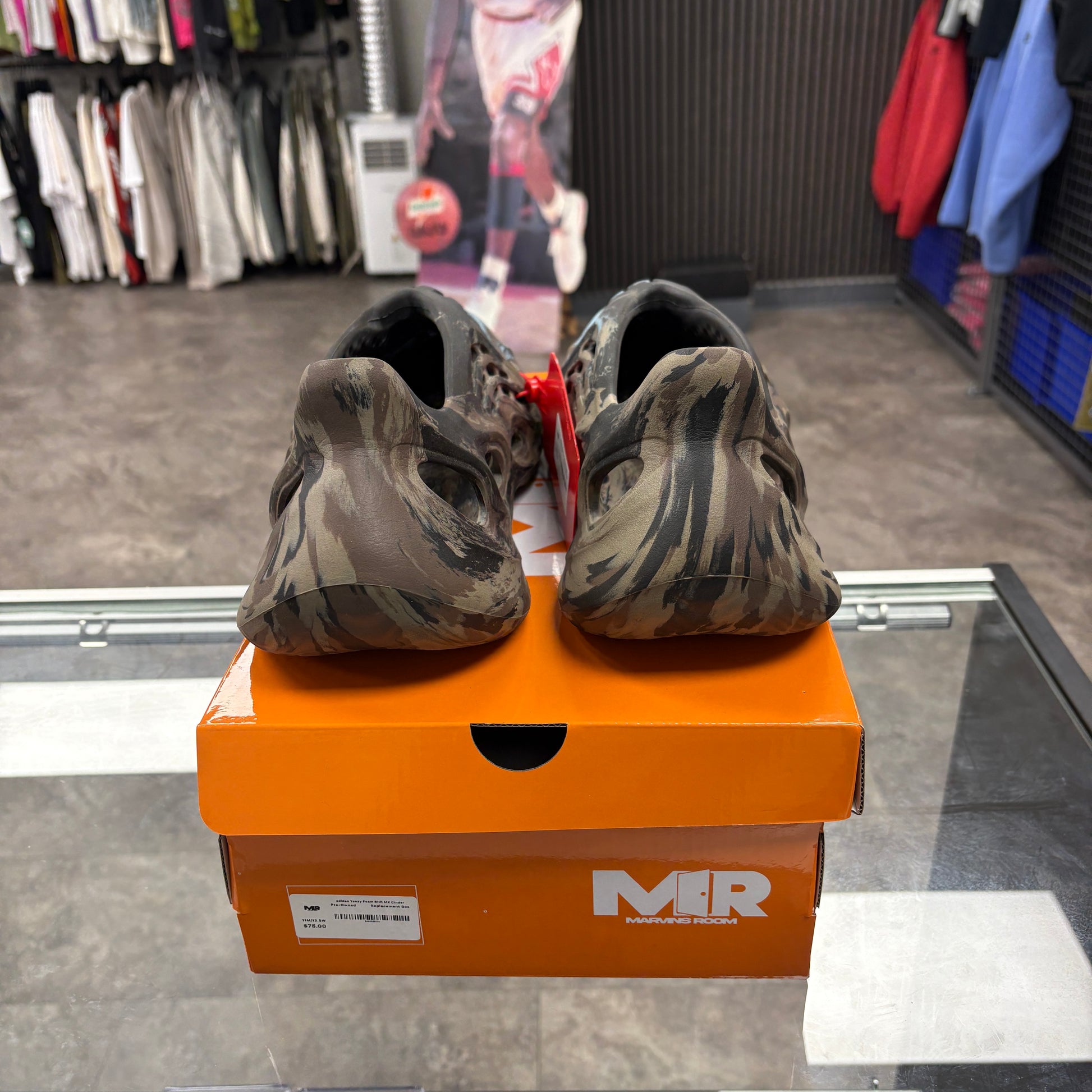 adidas Yeezy Foam RNR MX Cinder