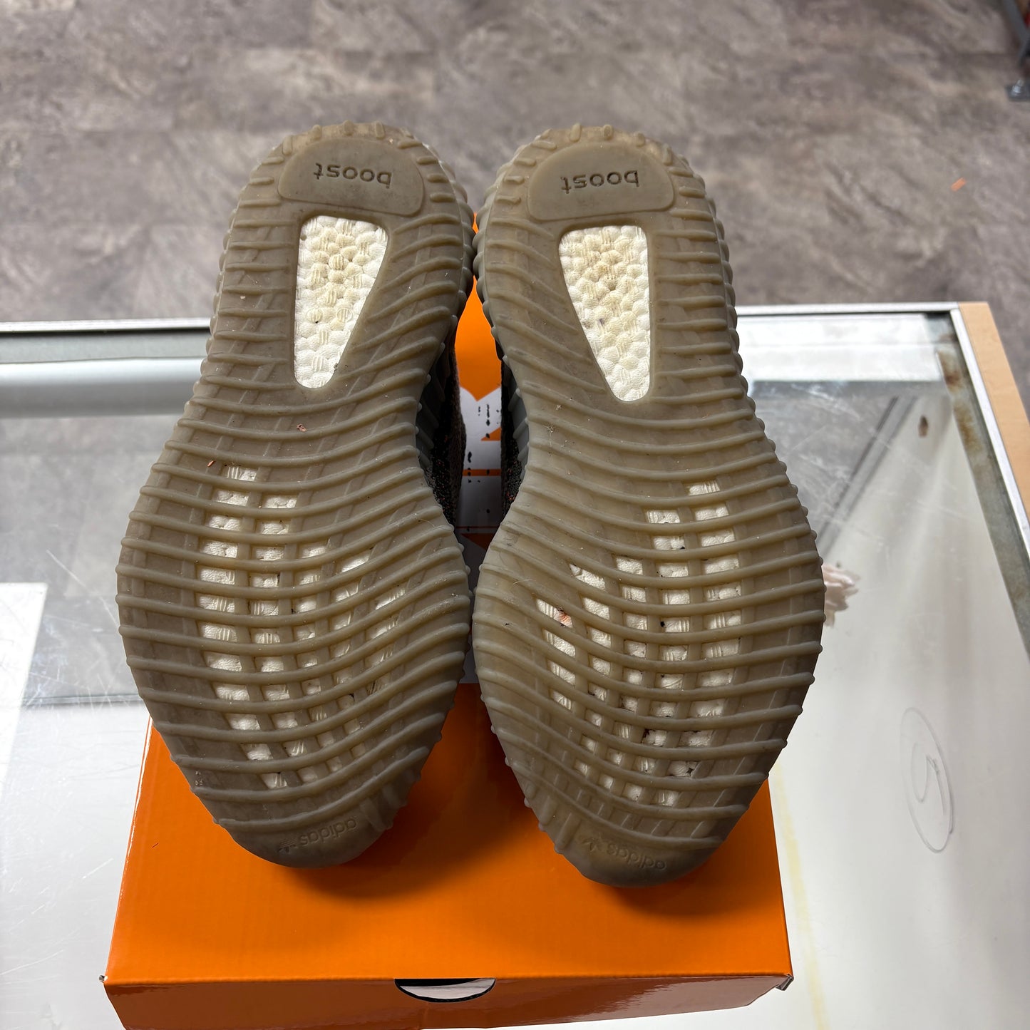 adidas Yeezy Boost 350 V2 Carbon Beluga