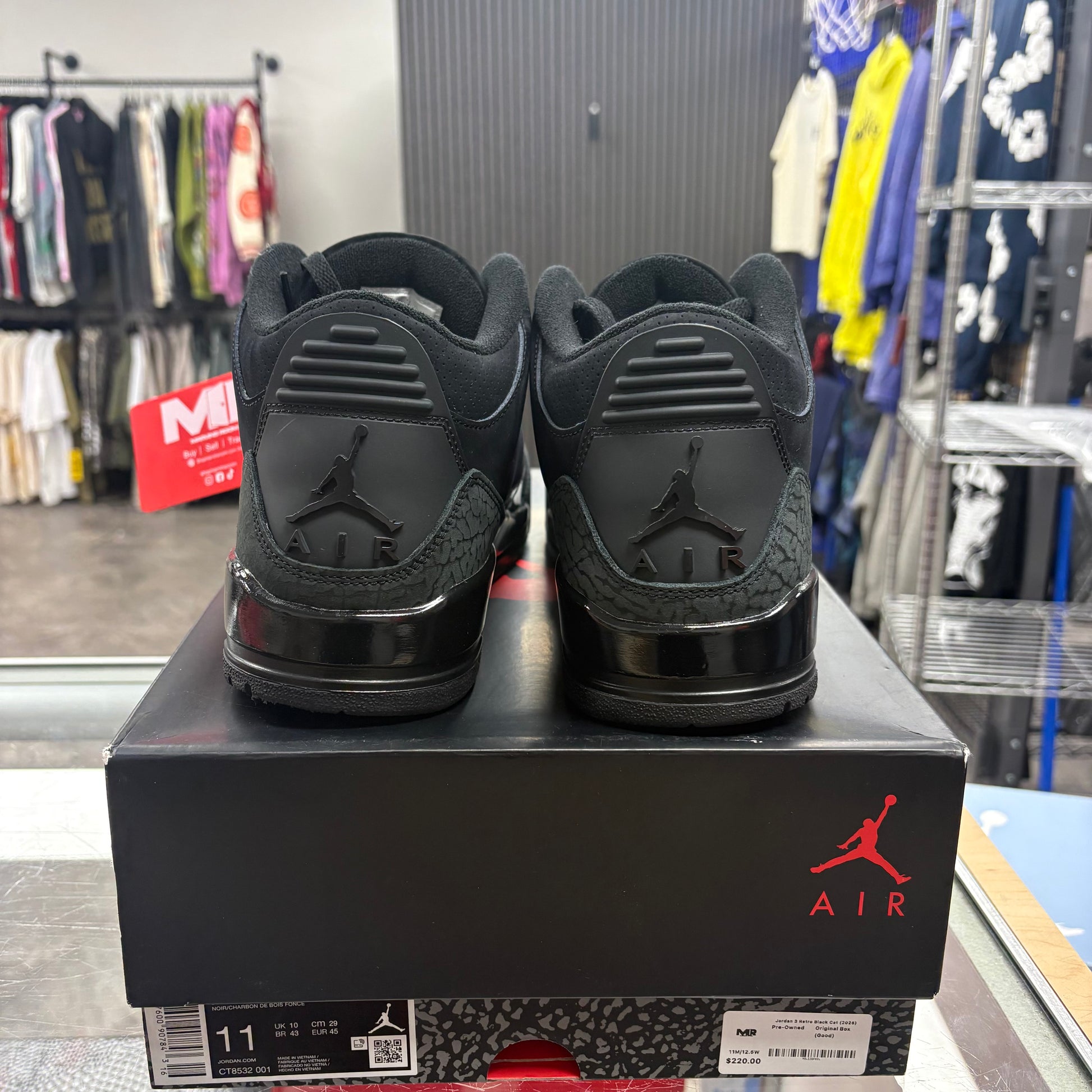 Jordan 3 Retro Black Cat (2025)