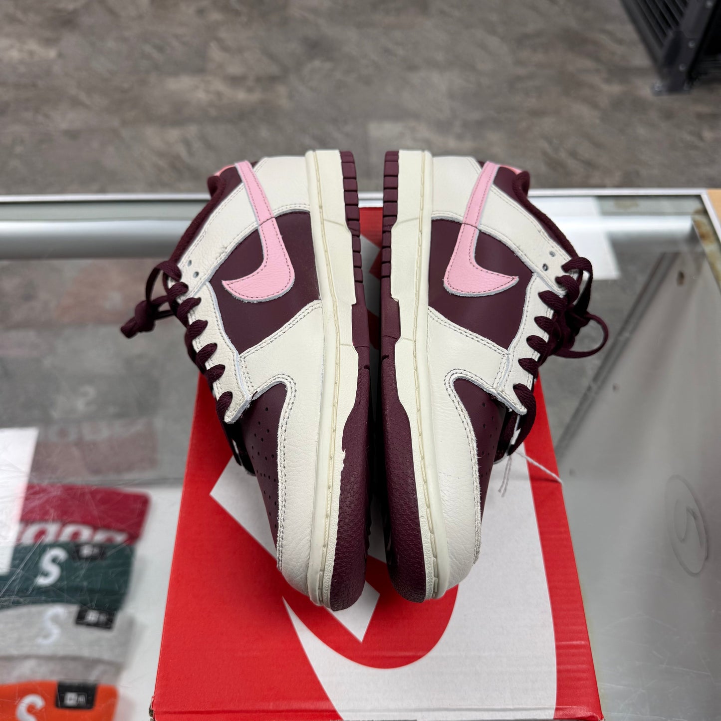 Nike Dunk Low Valentines day (2023)