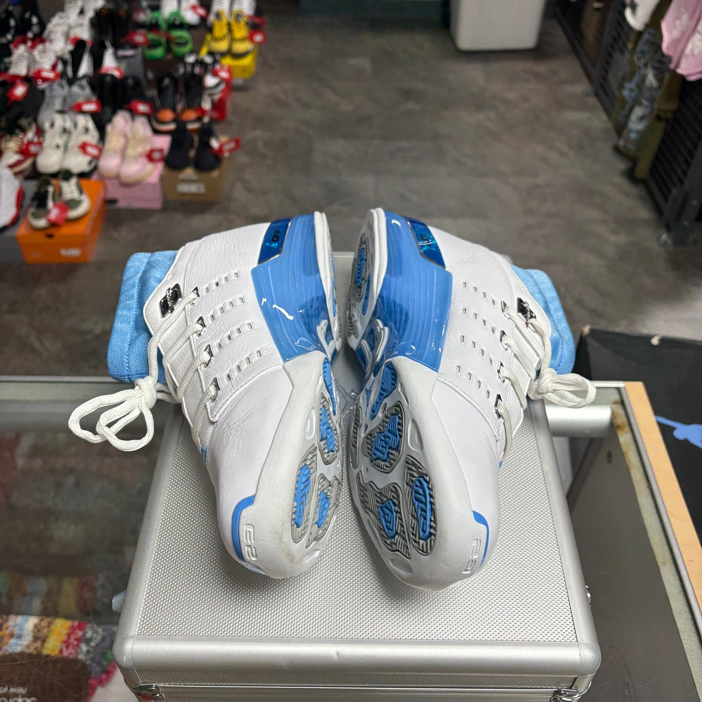 Jordan 17 Retro Low SP University Blue (2024)