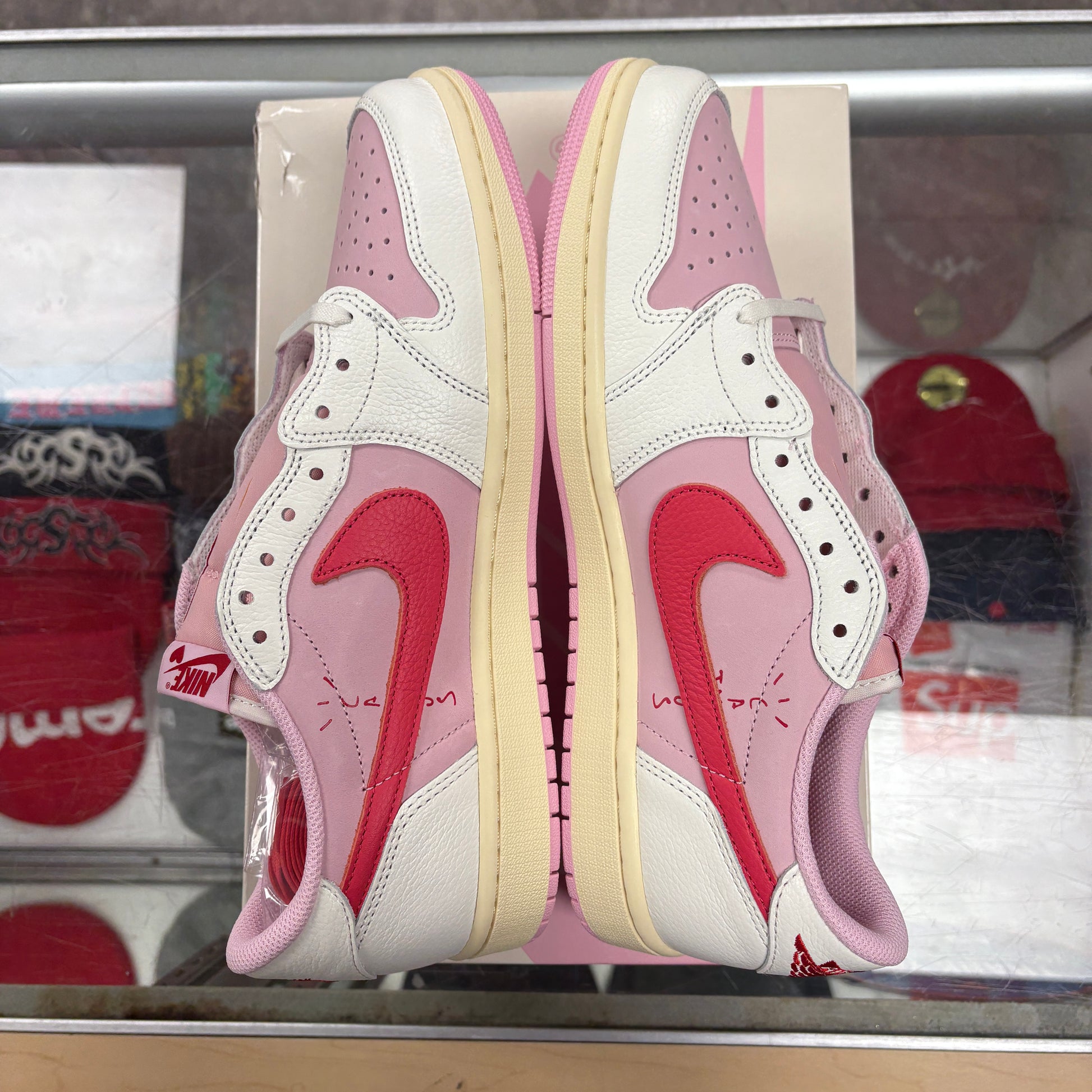 Jordan 1 Retro Low OG SP Travis Scott Sail Tropical Pink