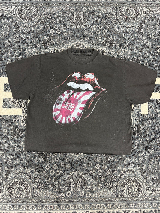 SHIHAI KASSORO Tongue Tee Black