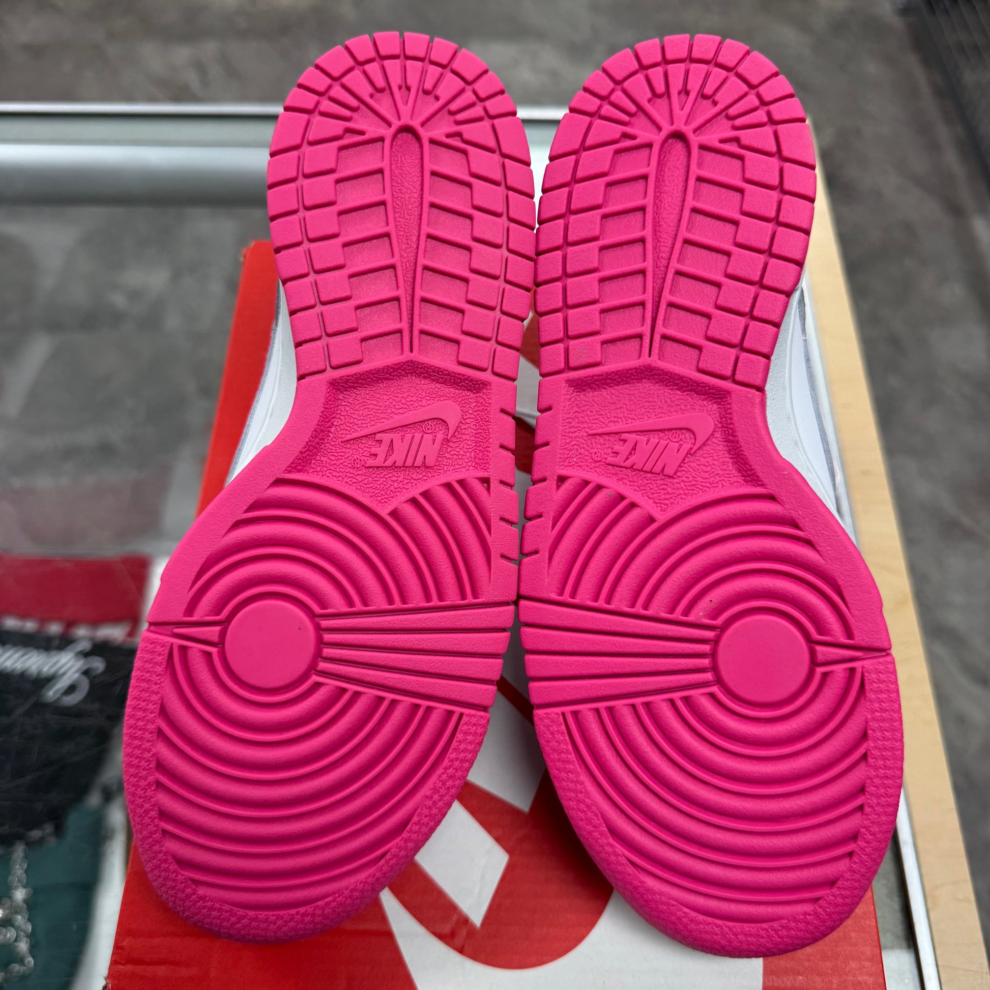 Nike Dunk Low Laser Fuchsia GS