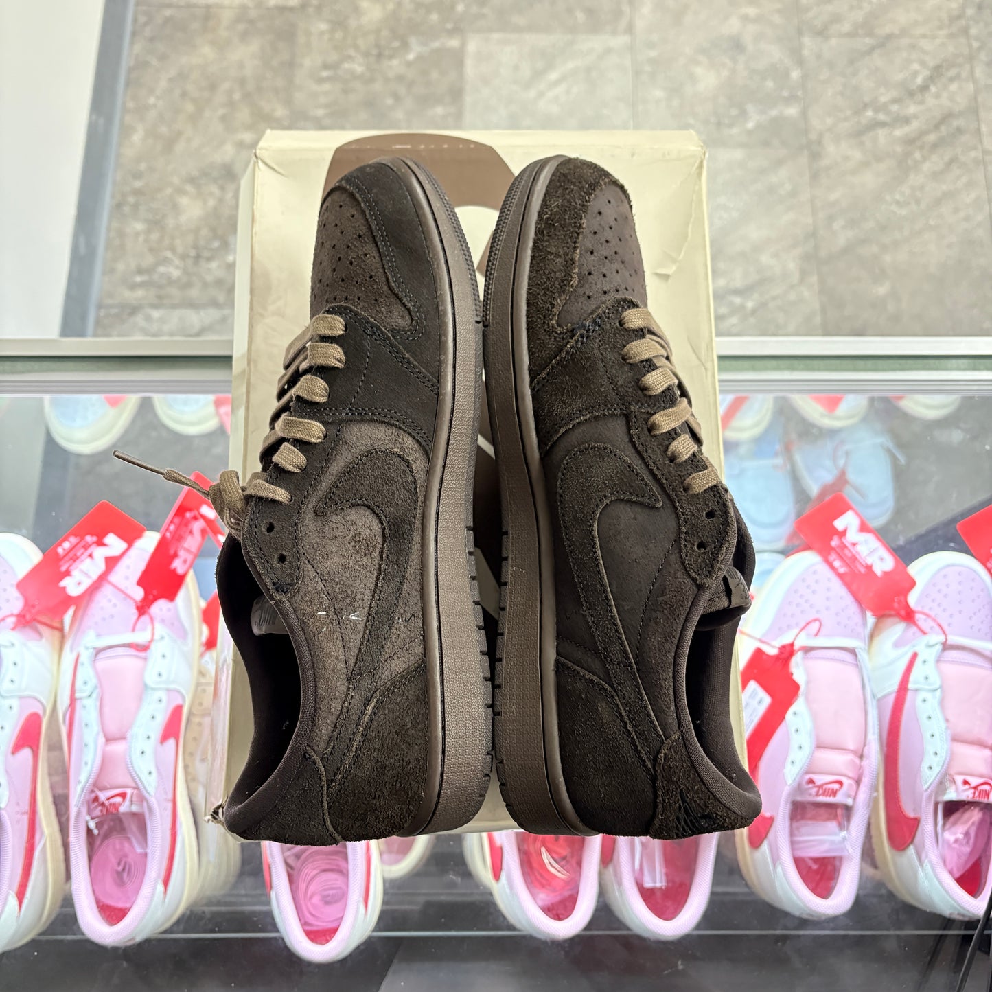 Jordan 1 Retro Low OG SP Travis Scott Velvet Brown