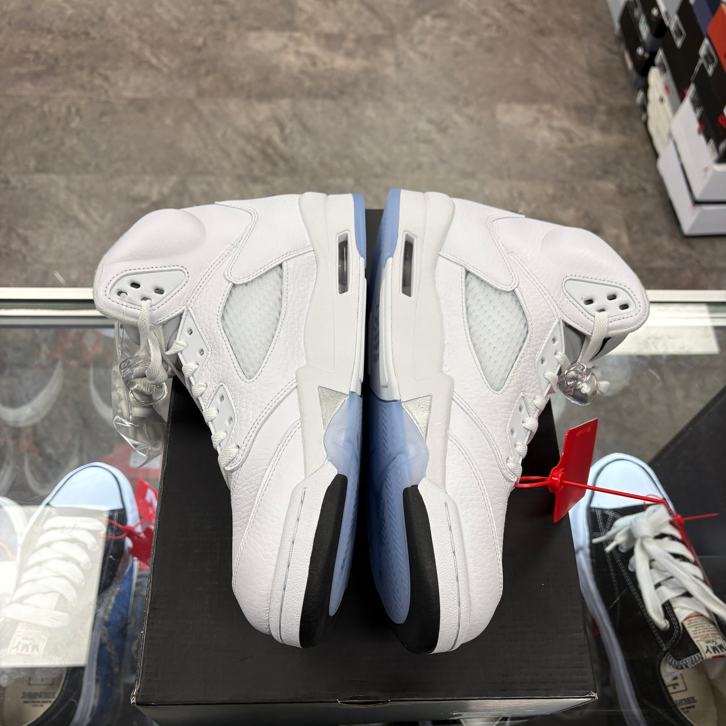 Jordan 5 Retro White Metallic (2026)