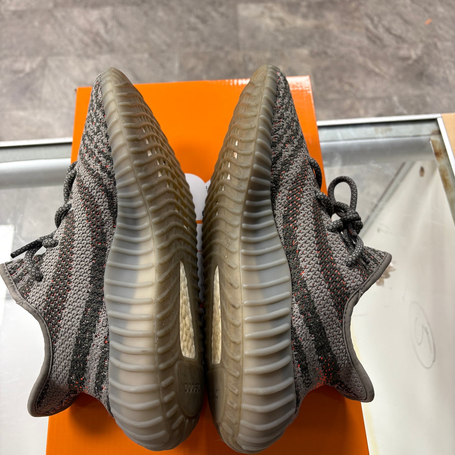 adidas Yeezy Boost 350 V2 Carbon Beluga