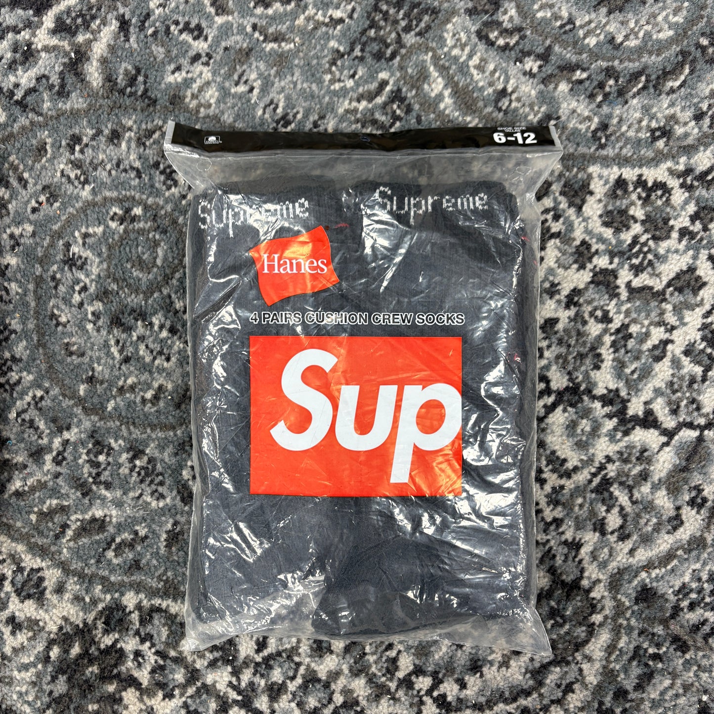 Supreme Socks Black