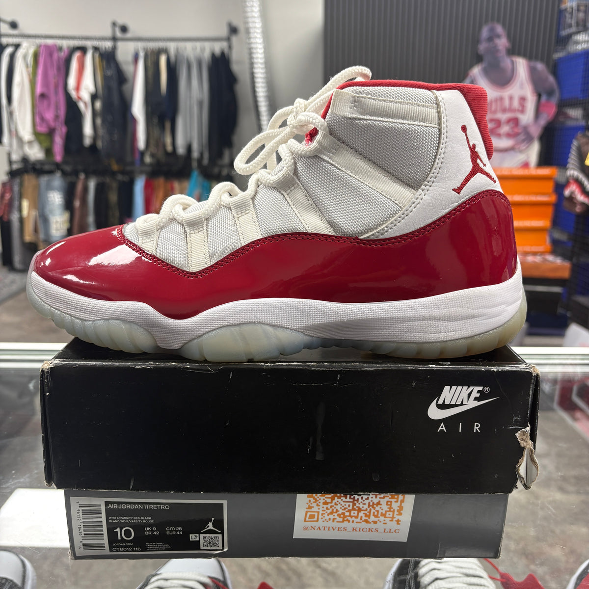 Jordan 11 Retro Cherry (2022)