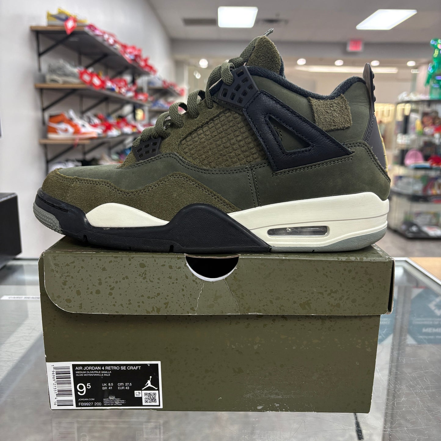 Jordan 4 Retro SE Craft Medium Olive