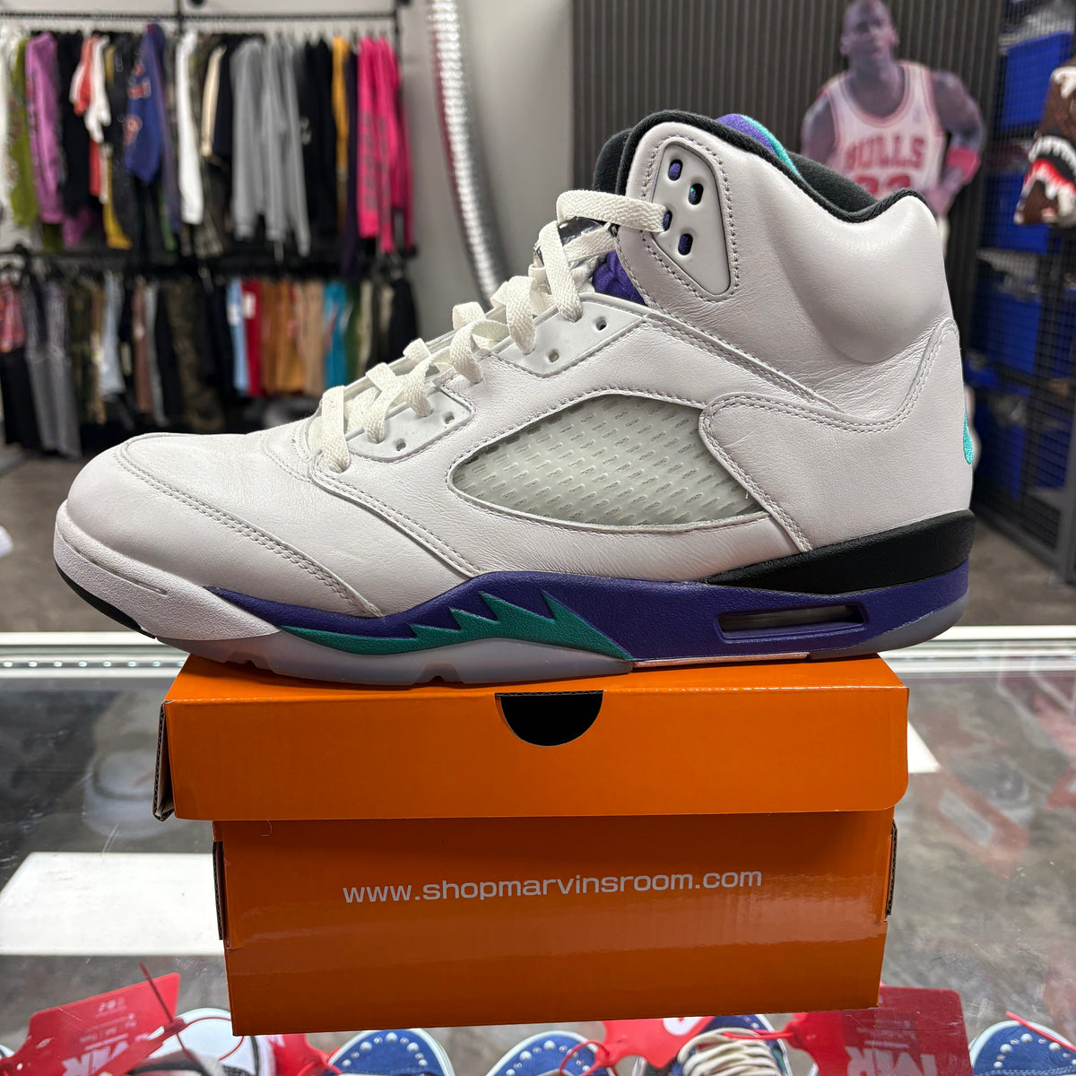 Jordan 5 Retro Grape (2025)