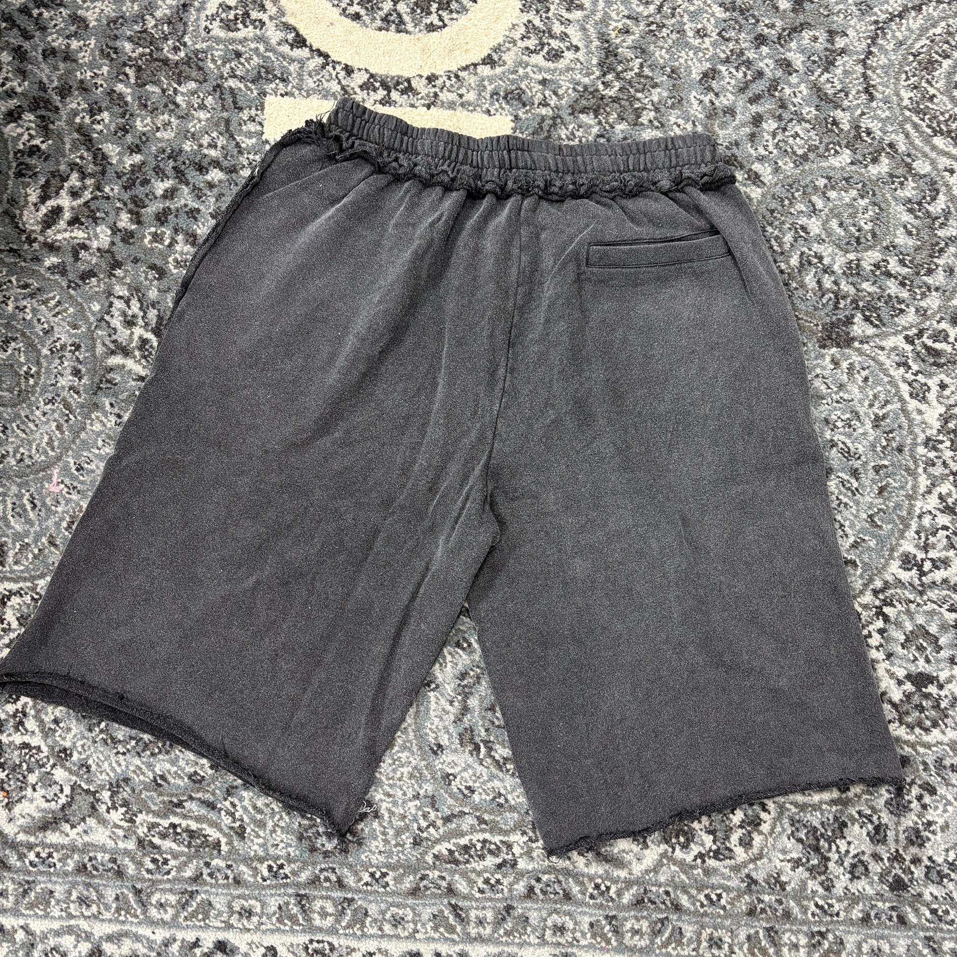 Raw Hem Sweatshorts (Black)