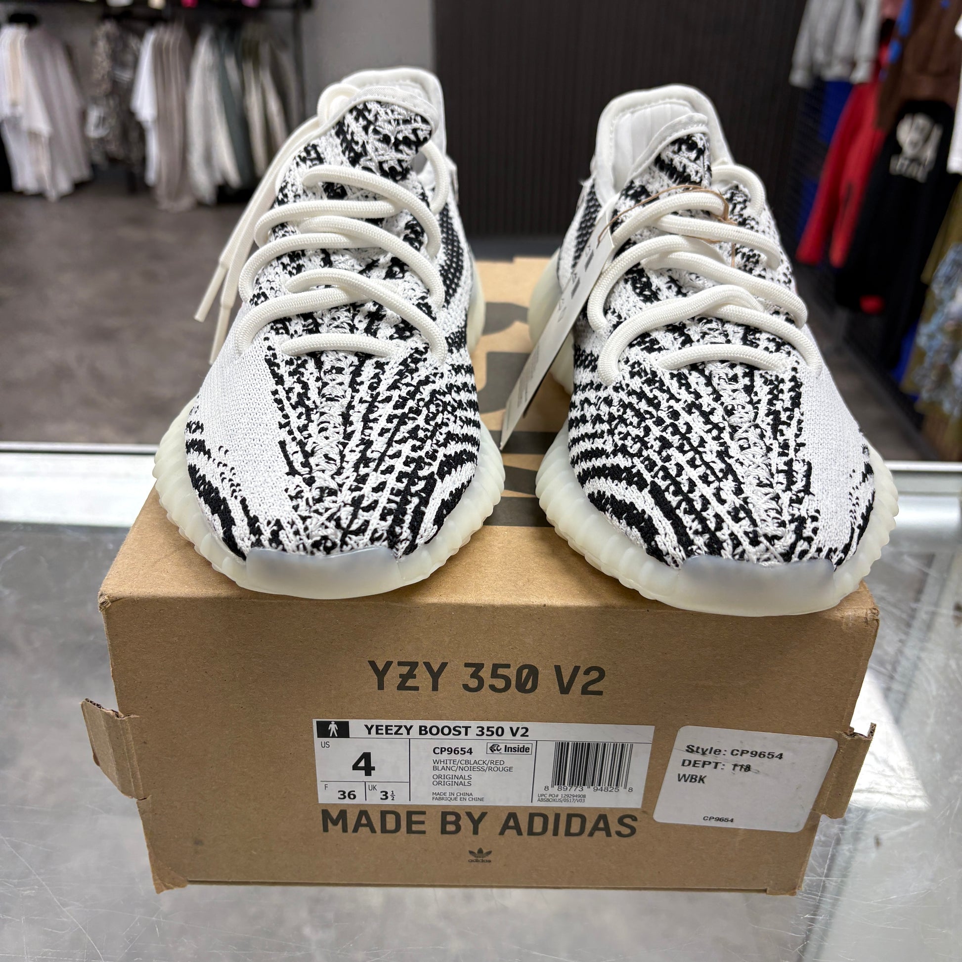 adidas Yeezy Boost 350 V2 Zebra