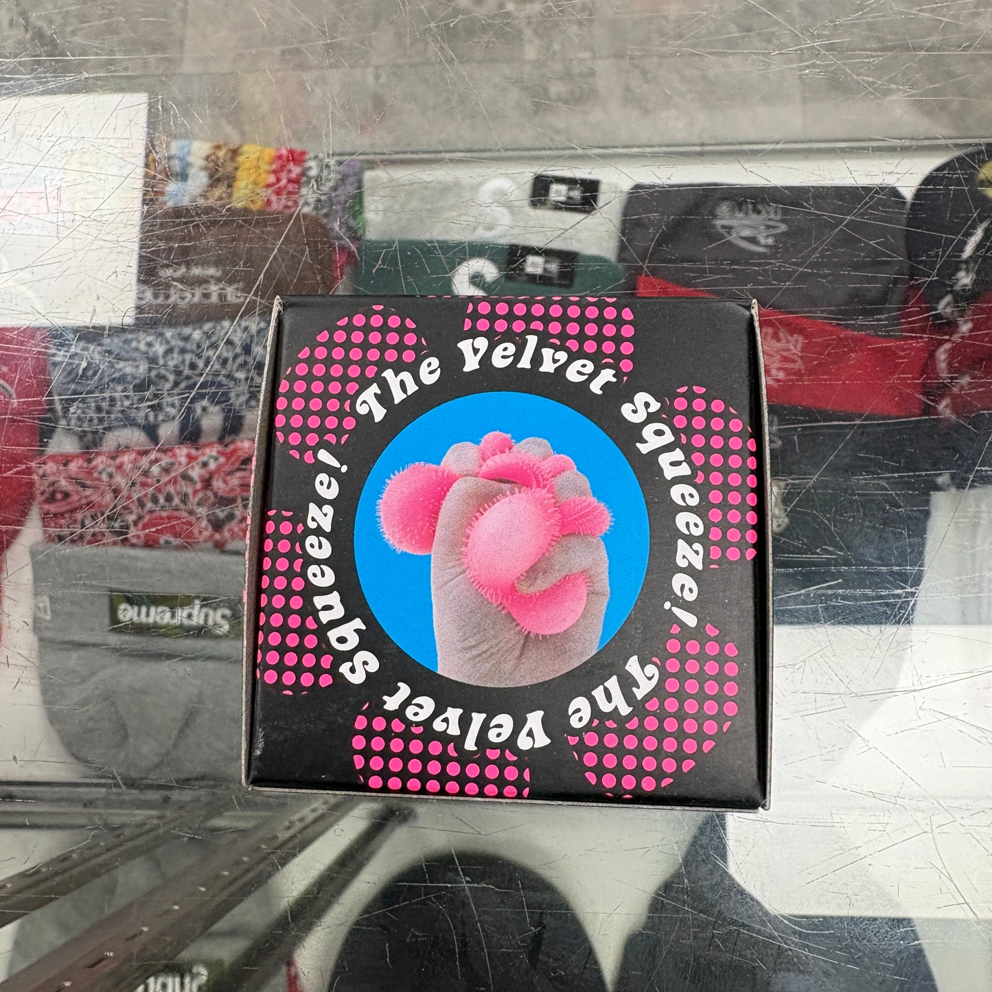 NeeDoh Flower Power Fuzz Ball Pink