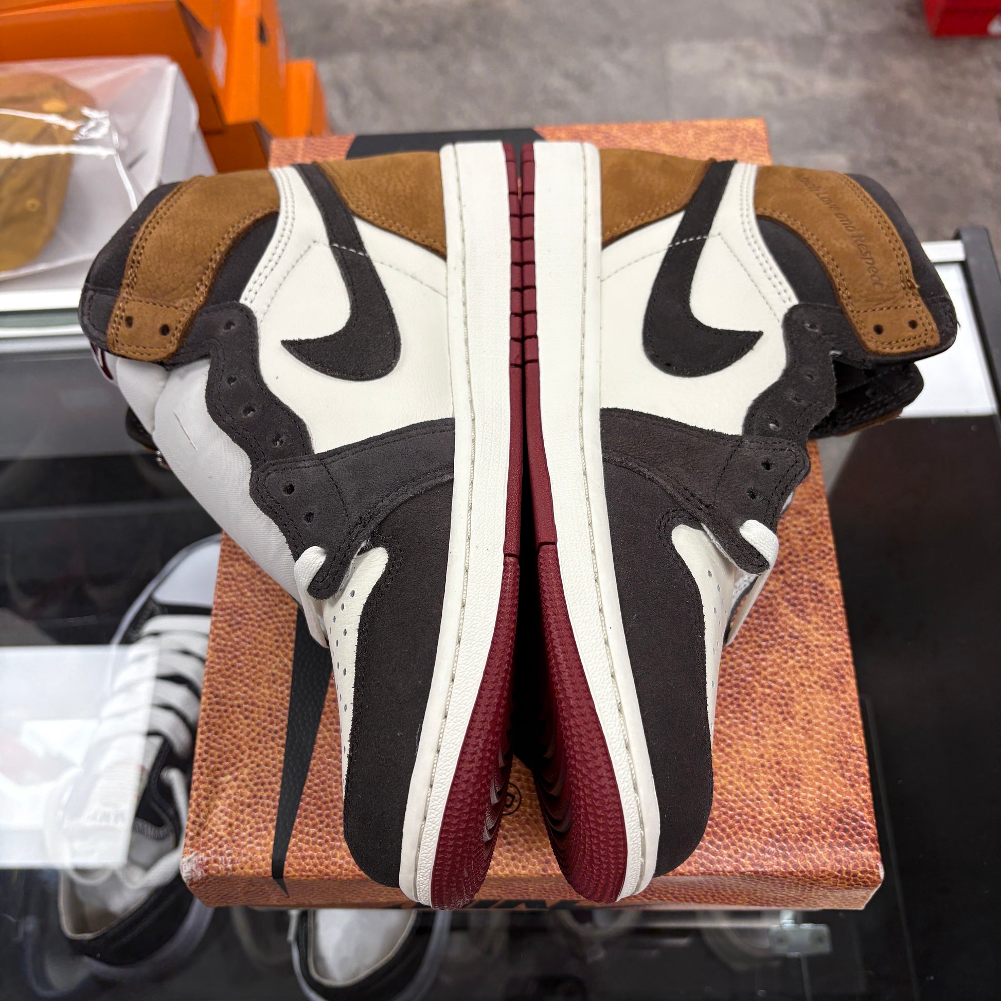 Jordan 1 Retro High OG Love Letter