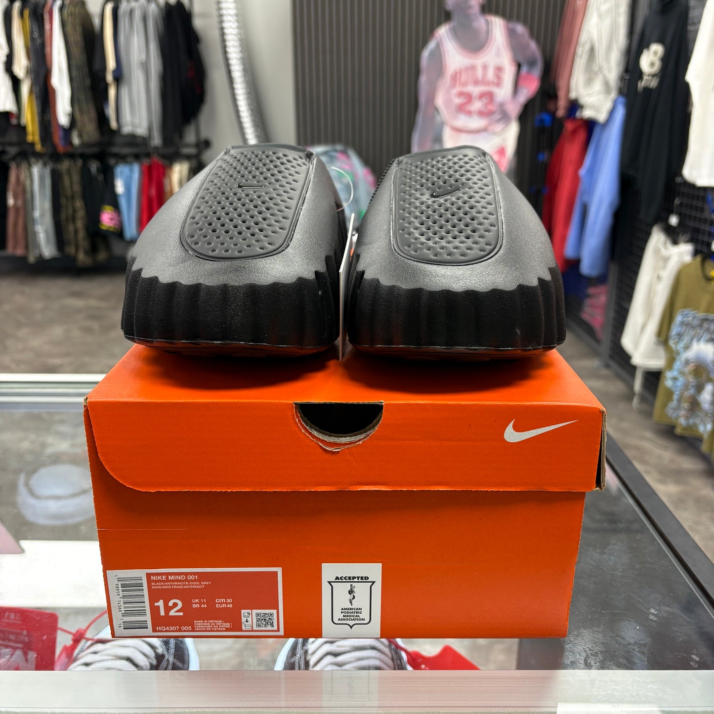 Nike Mind 001 Slide Triple Black