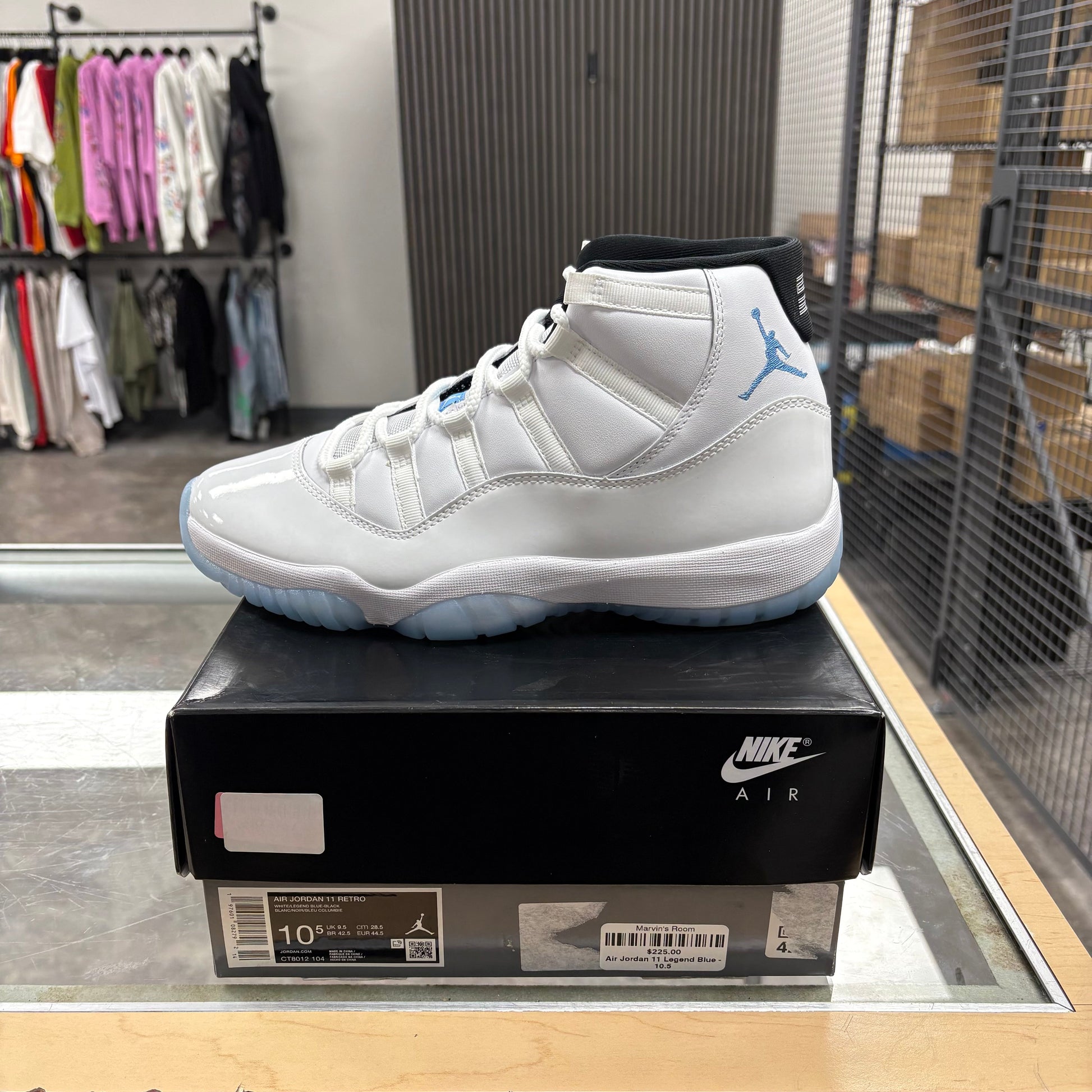 Jordan 11 Retro Legend Blue (2024)