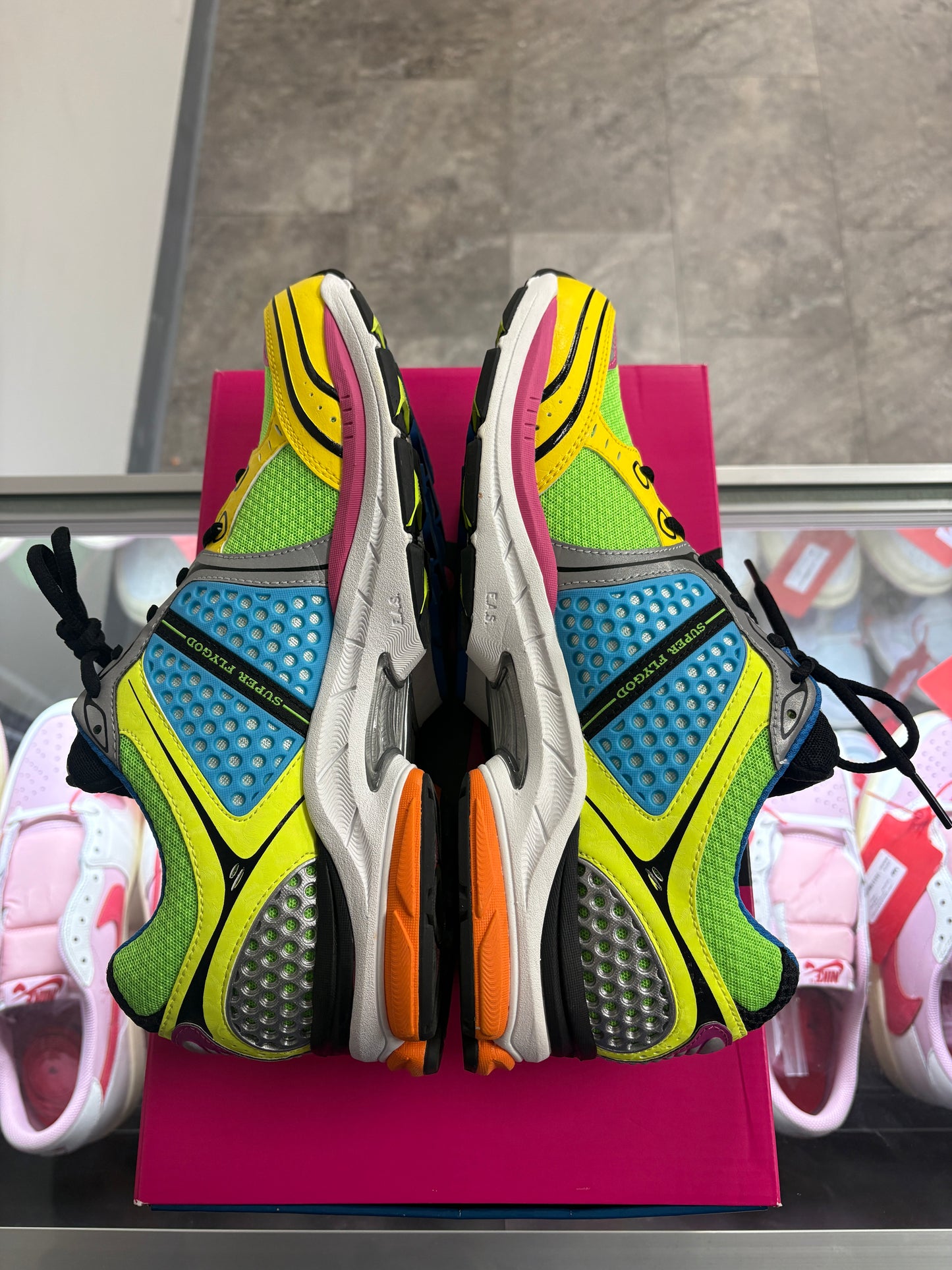 Saucony ProGrid Triumph 4 Westside Gunn Super Flygod