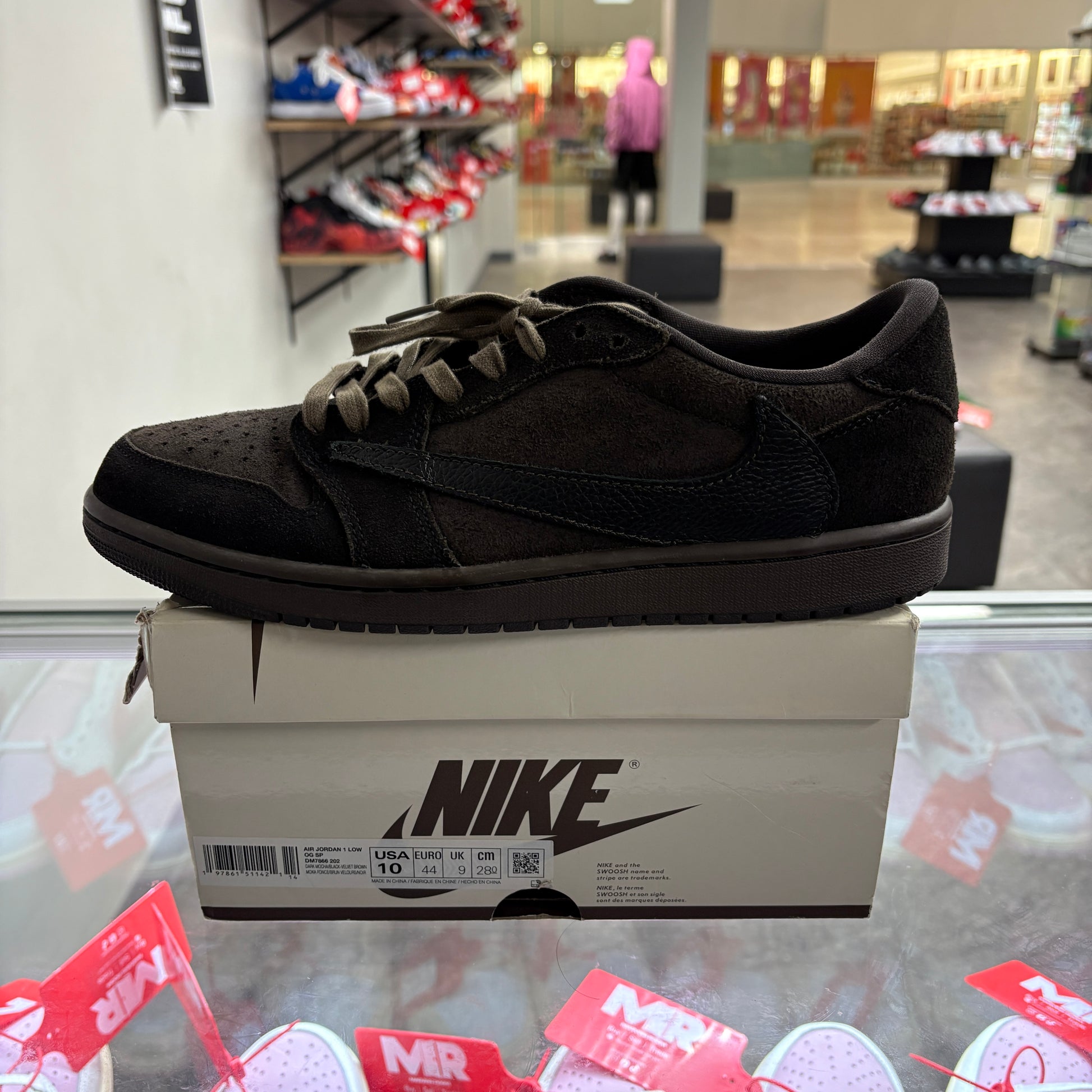 Jordan 1 Retro Low OG SP Travis Scott Velvet Brown