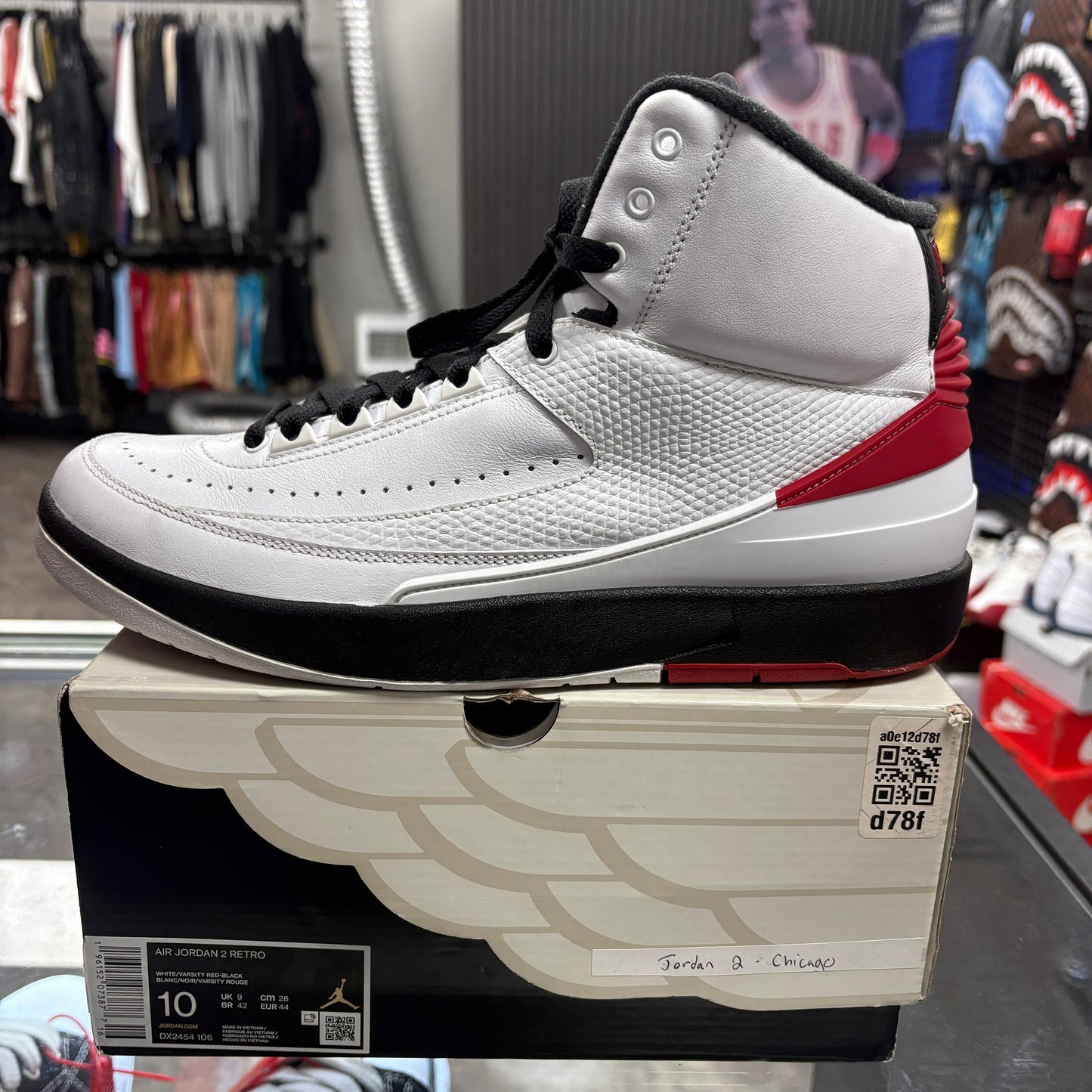 Jordan 2 Retro OG Chicago (2022)