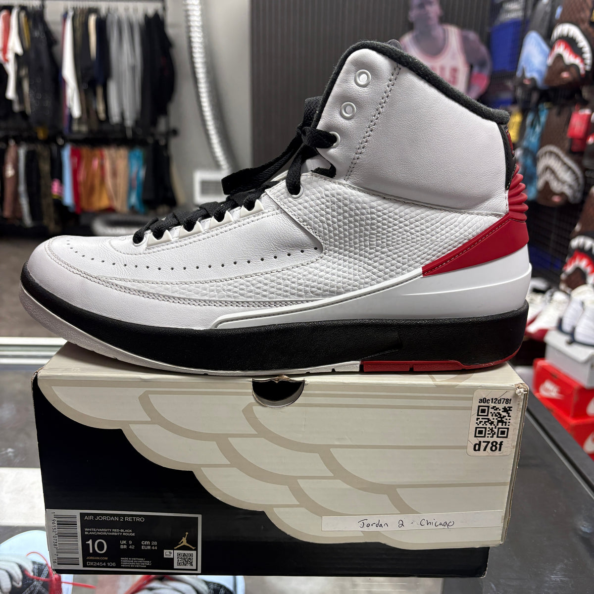 Jordan 2 Retro OG Chicago (2022)