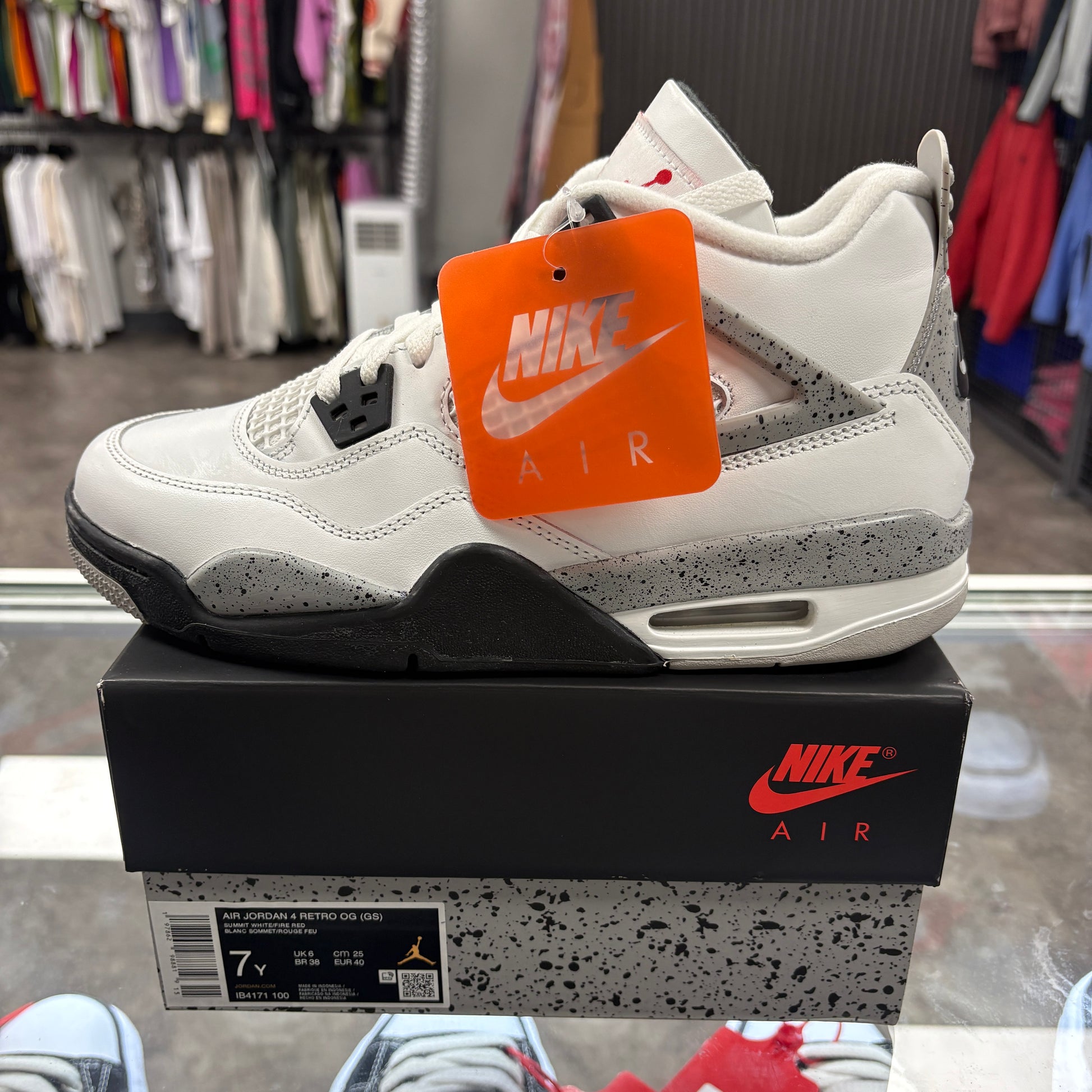 Jordan 4 Retro White Cement (2025) (GS)