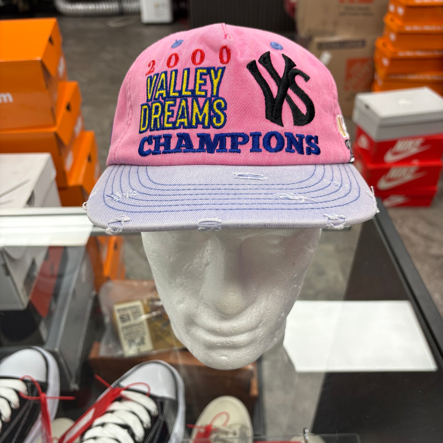 Vale Forever Champions Strapback Pink